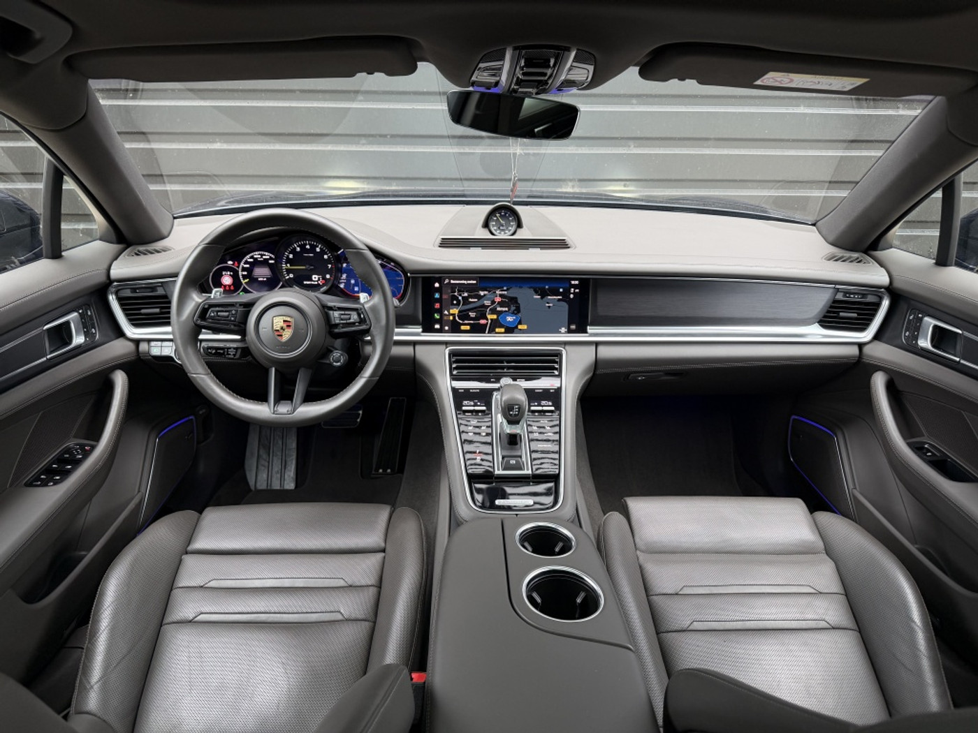 Foto van Porsche Panamera 4 E-hybrid