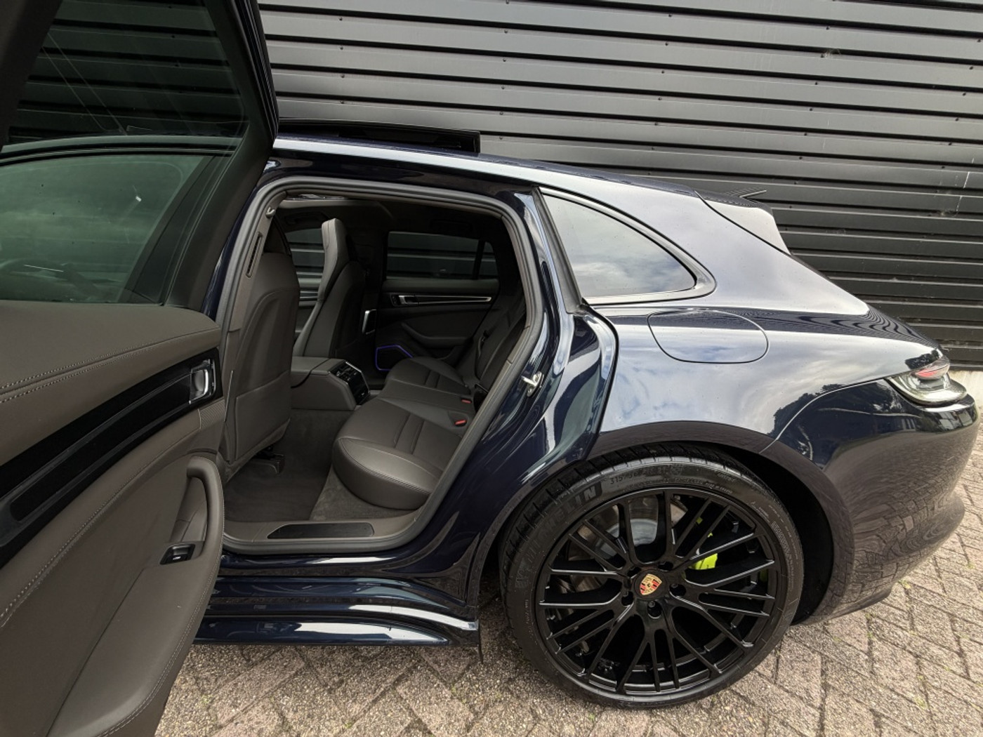 Foto van Porsche Panamera 4 E-hybrid