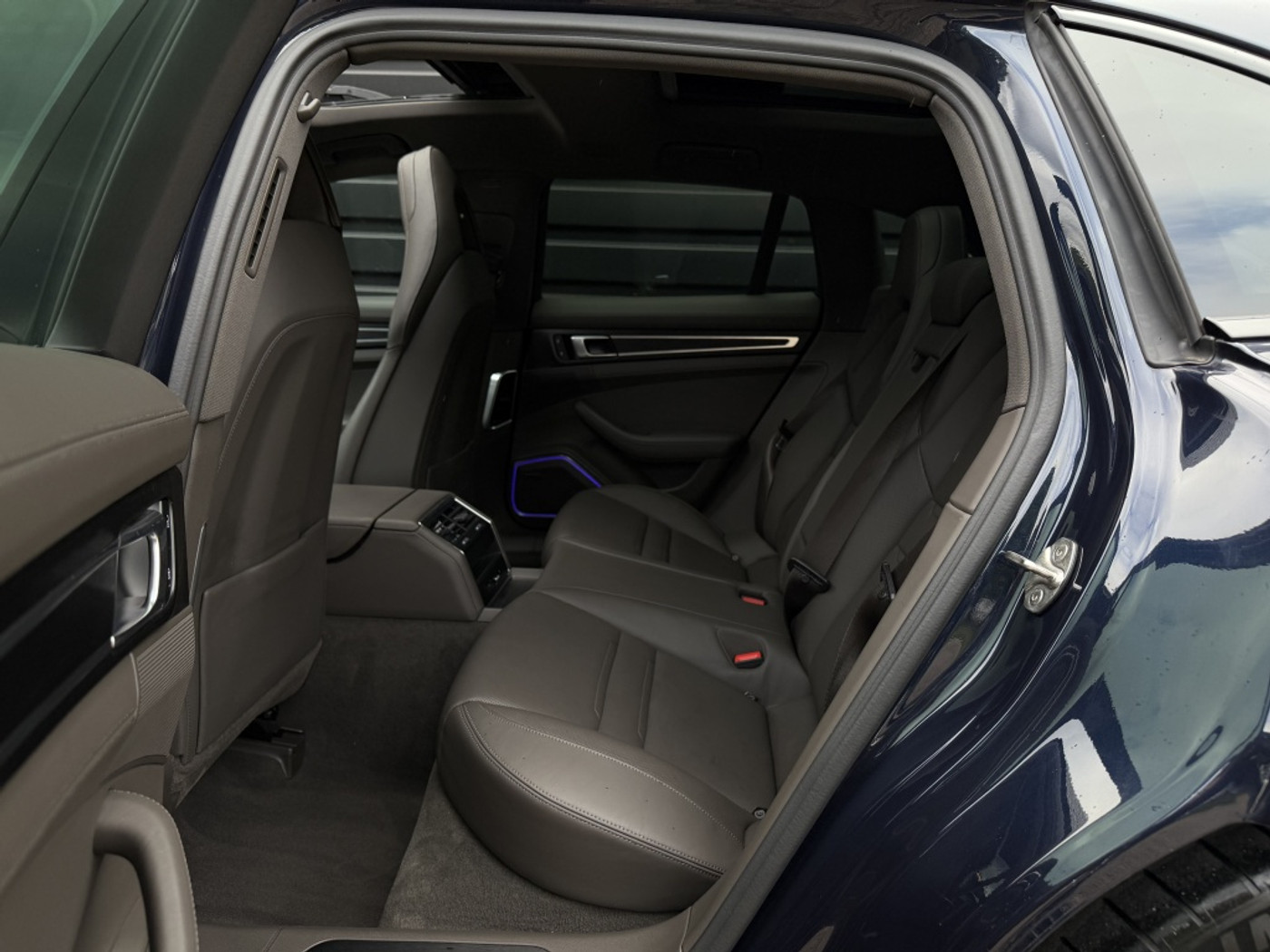 Foto van Porsche Panamera 4 E-hybrid