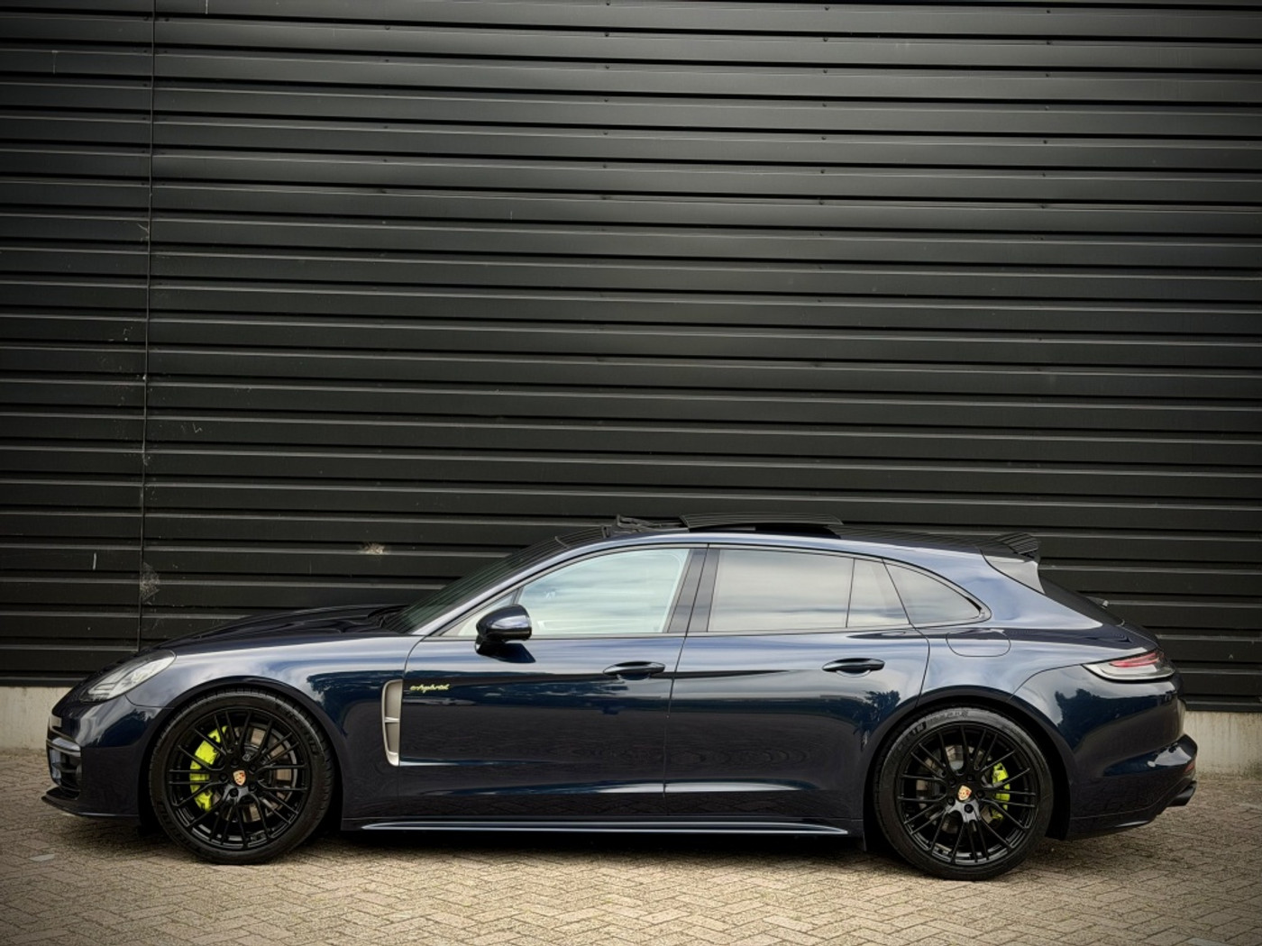 Foto van Porsche Panamera 4 E-hybrid