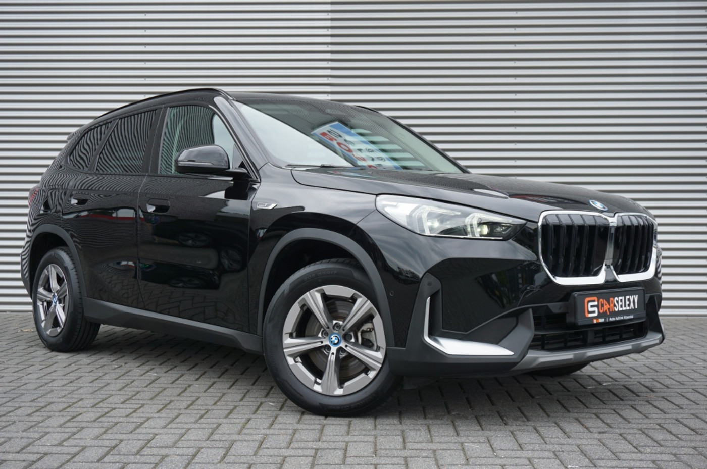 Foto van BMW X1 Xdrive25e
