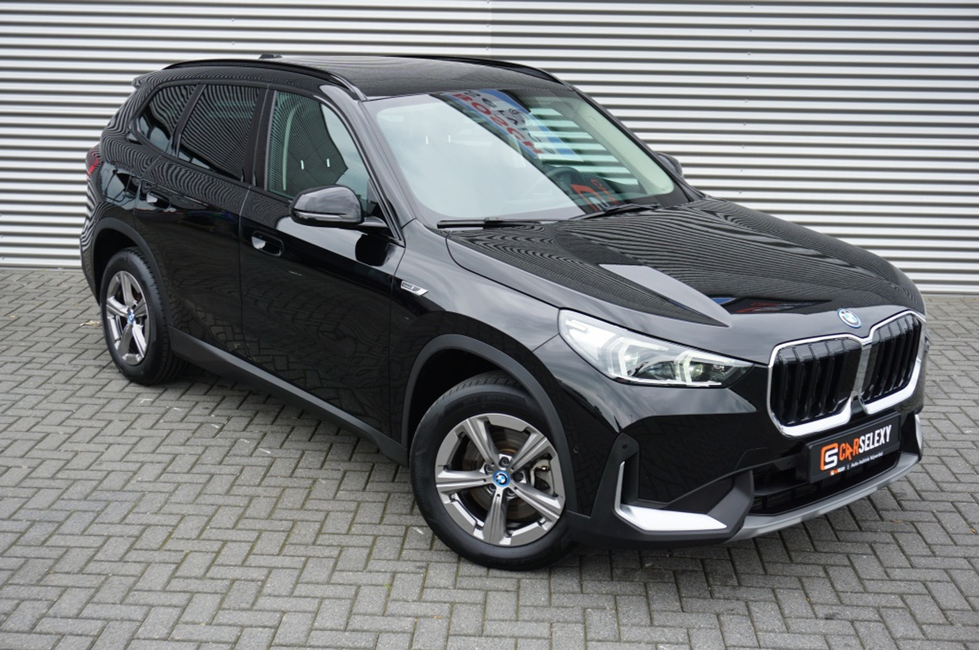 Foto van BMW X1 Xdrive25e