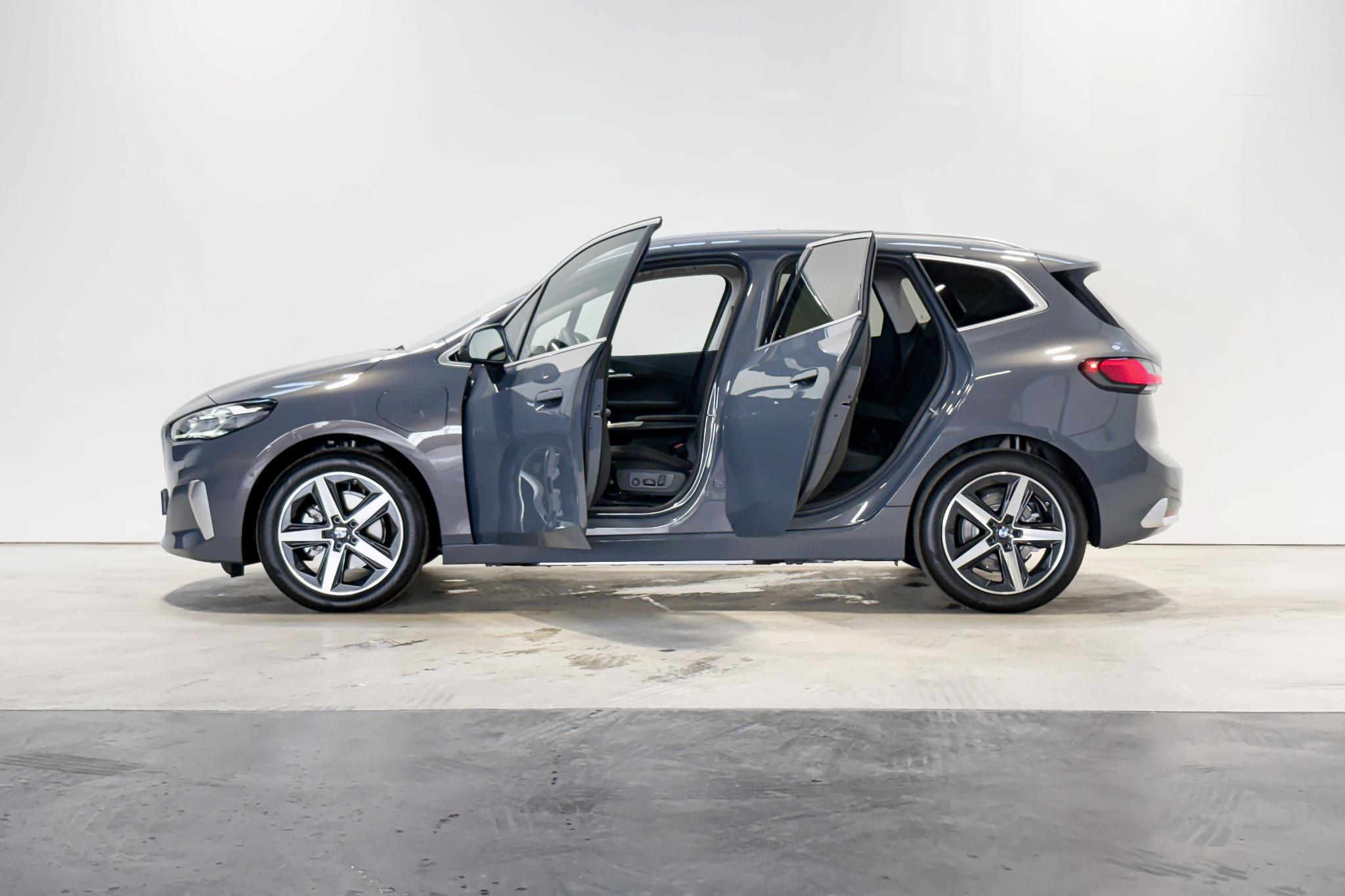 Foto van BMW 225e xDrive Active Tourer