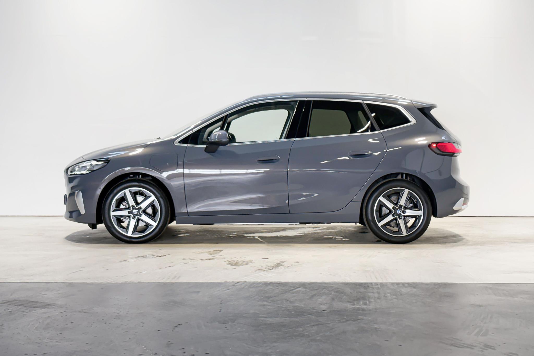 Foto van BMW 225e xDrive Active Tourer