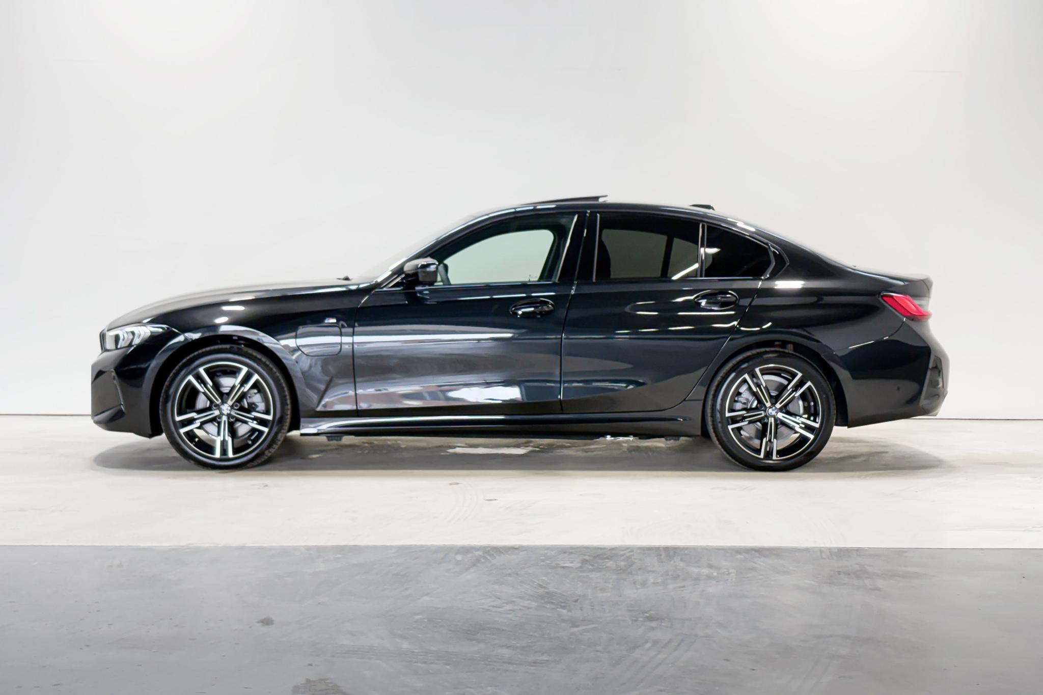 Foto van BMW 330e