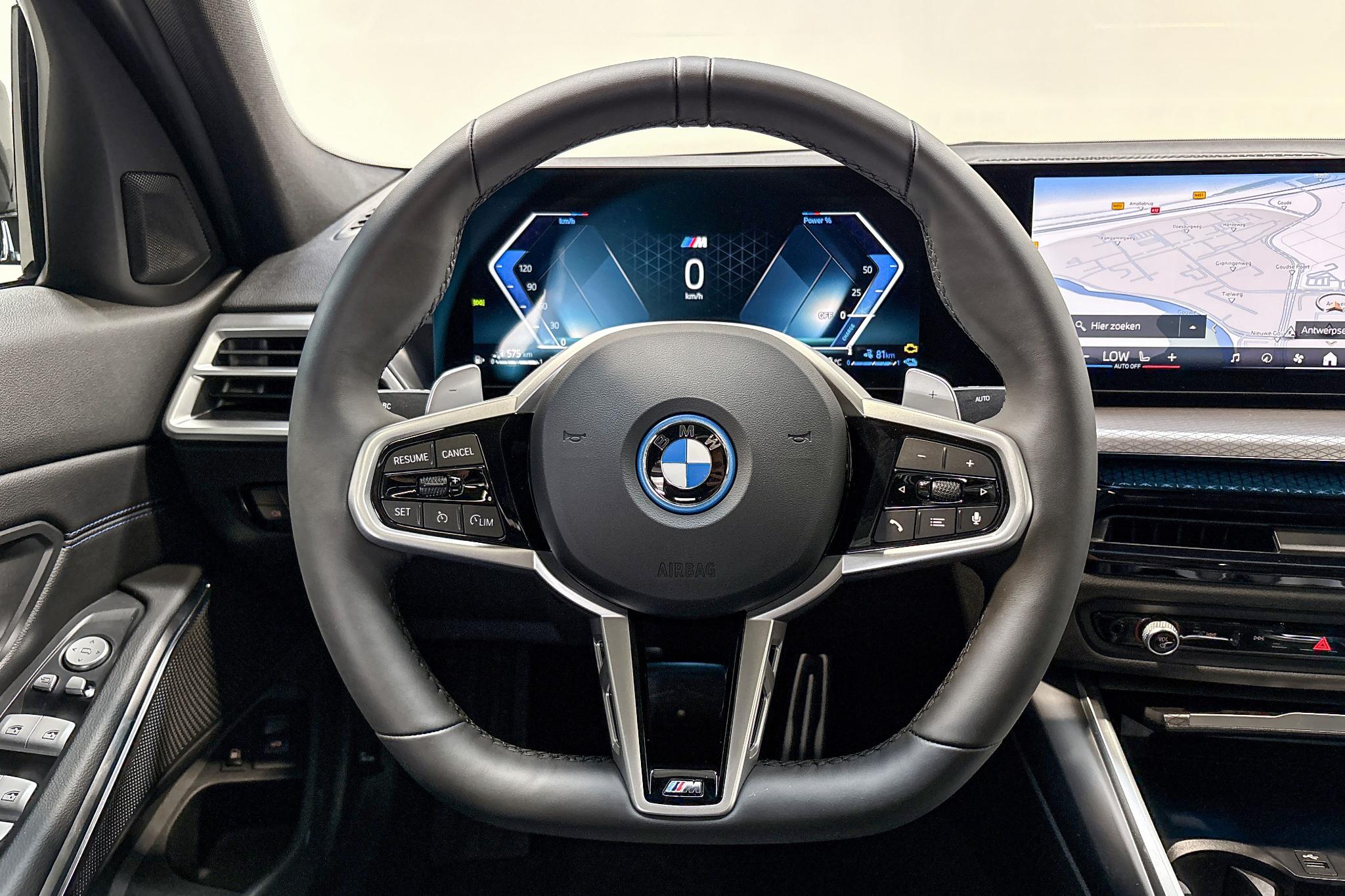 Foto van BMW 330e
