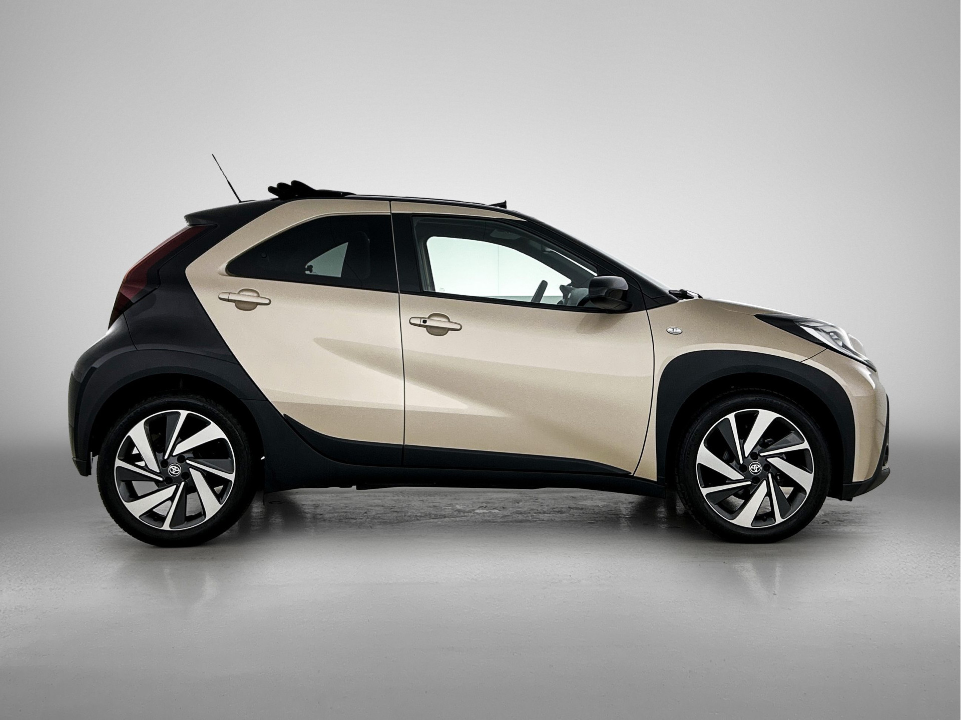 Foto van Toyota Toyota Aygo X