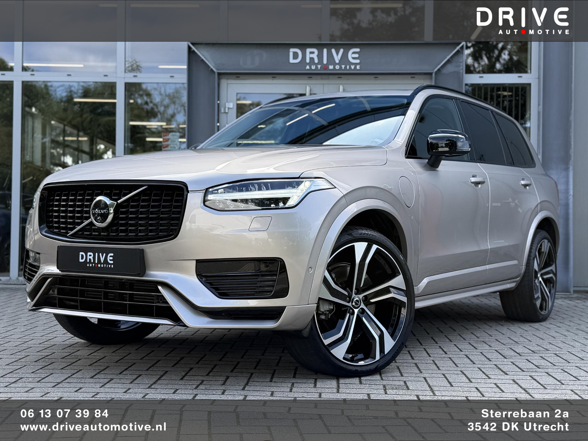 Volvo Xc90 2.0 T8 Plug-in hybrid AWD Plus Dark 2025 - voorkant