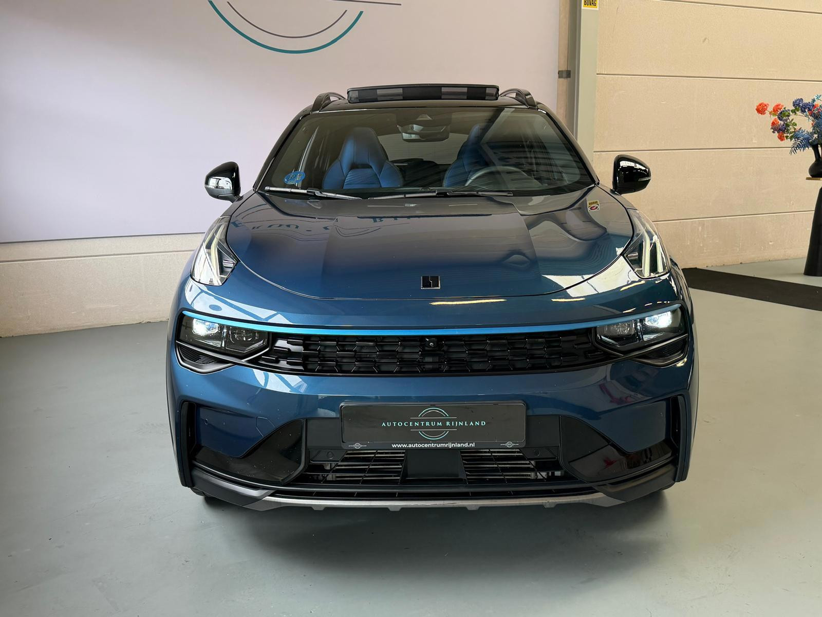 Foto van Lynk&co LYNK & Co 01