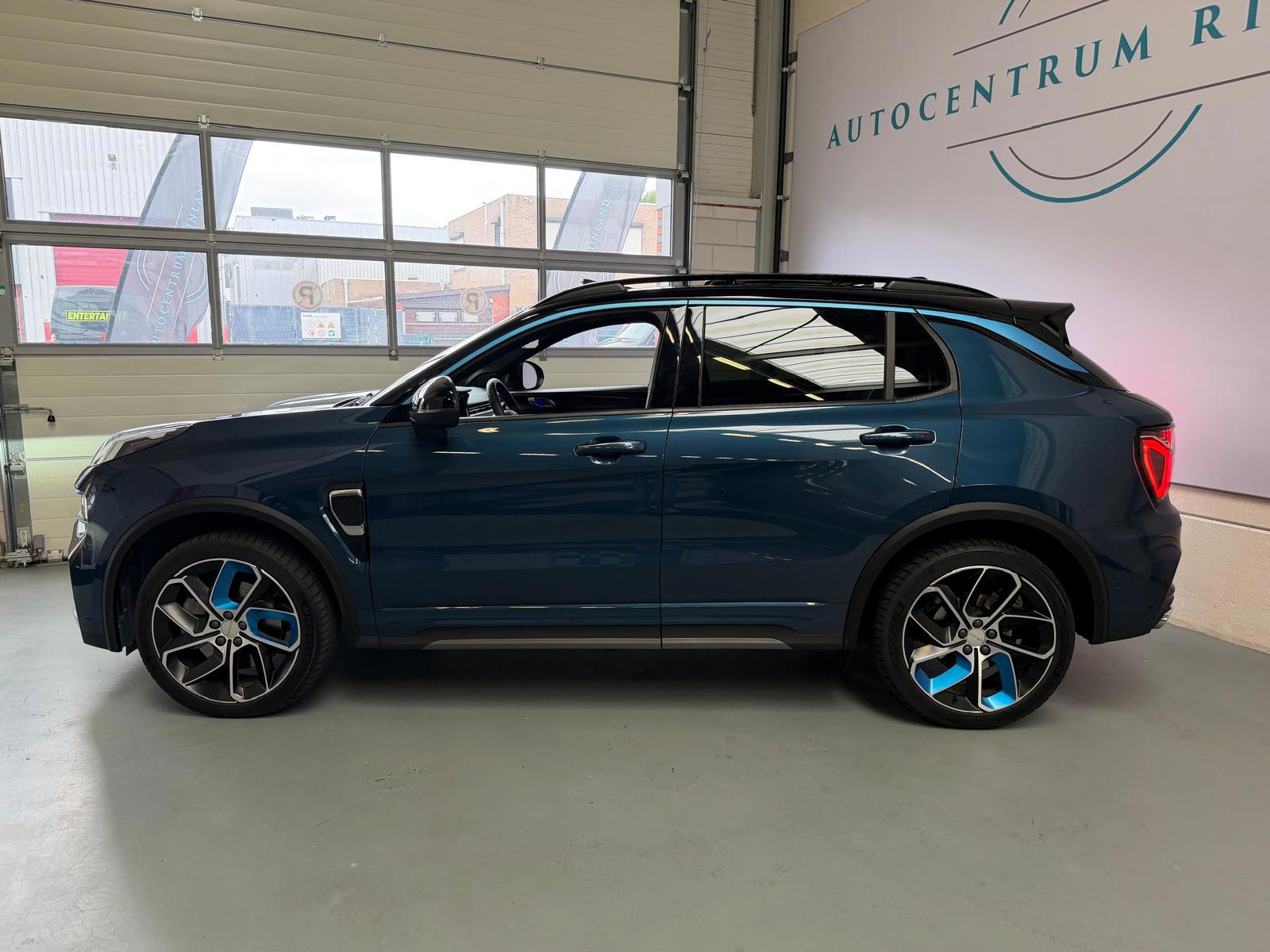 Foto van Lynk&co LYNK & Co 01