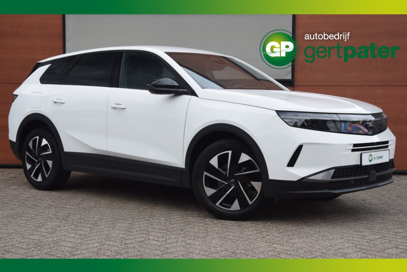 Opel Grandland 1.2 Hybrid Edition Techpakket/Comfortpakket/19" 2025 - voorkant