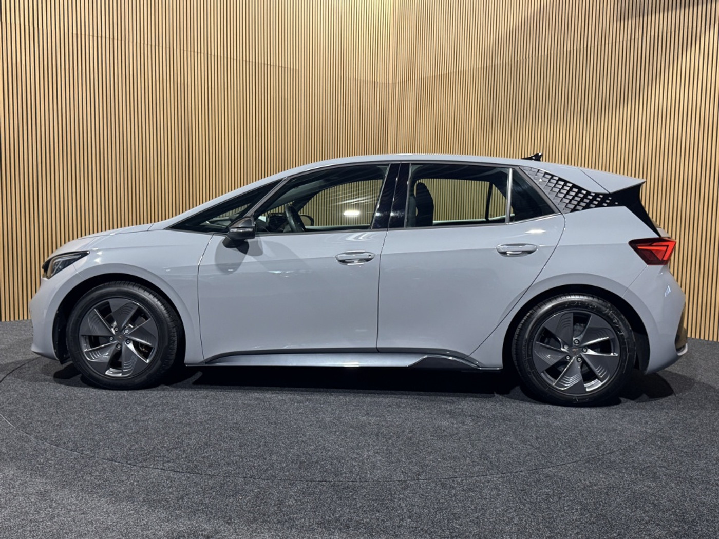 Foto van Cupra Born 150 KW 58/62 KWH