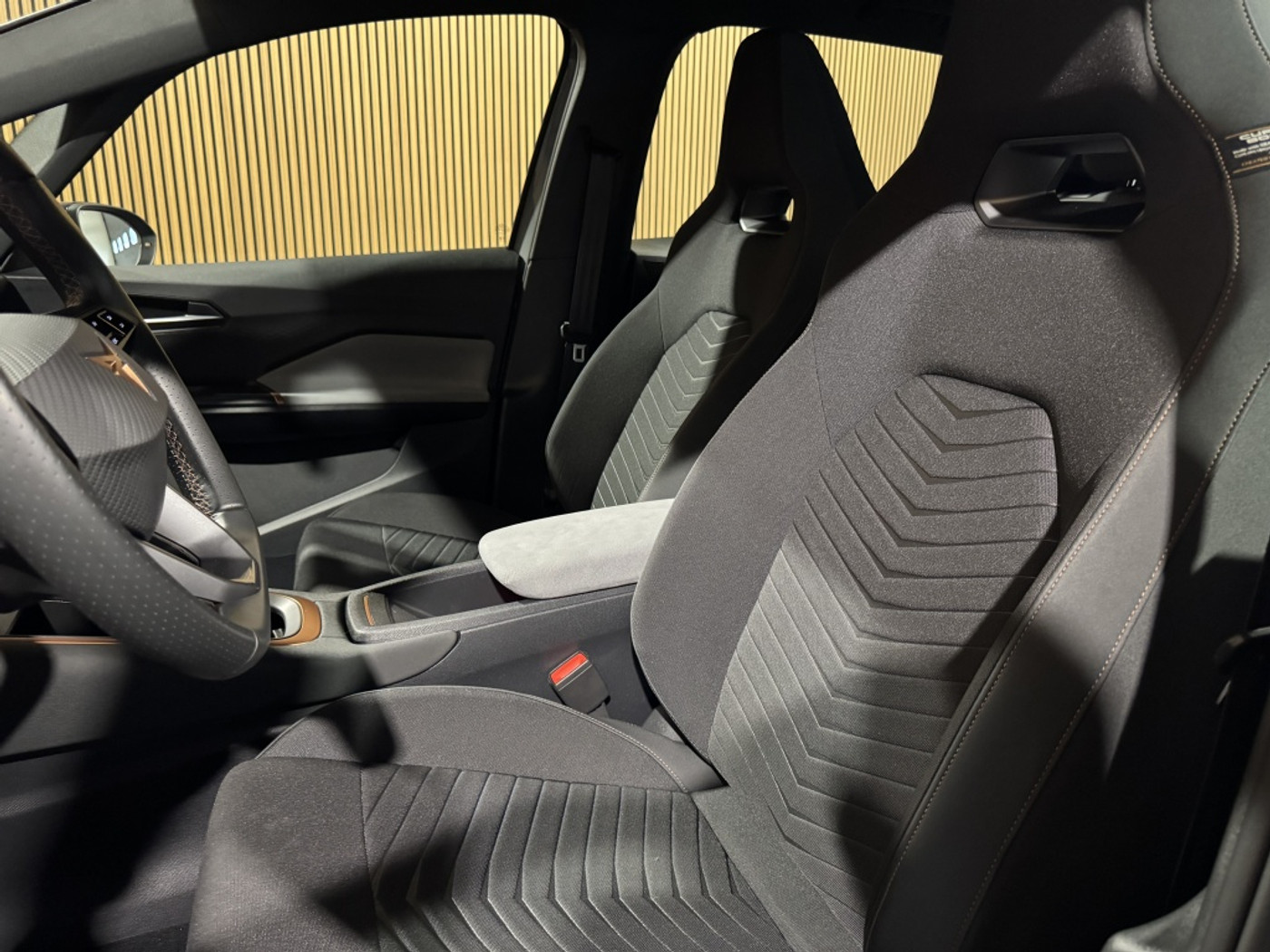 Foto van Cupra Born 150 KW 58/62 KWH