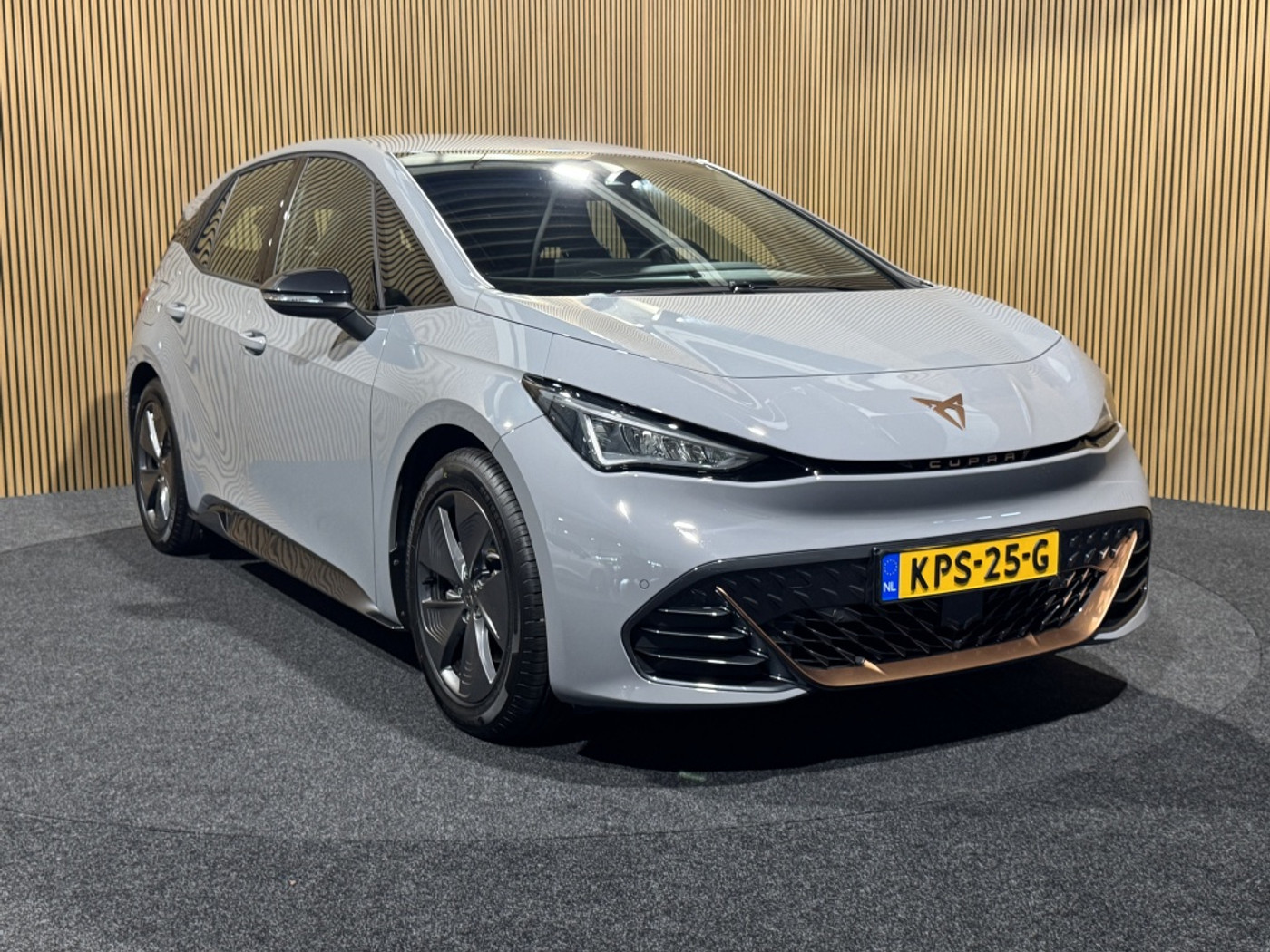 Foto van Cupra Born 150 KW 58/62 KWH