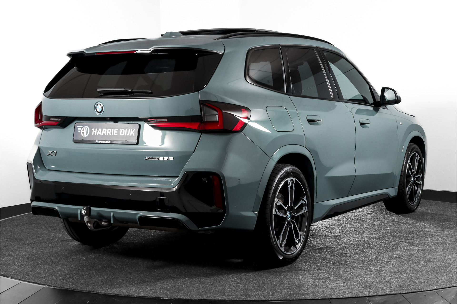 Foto van BMW X1 Xdrive25e