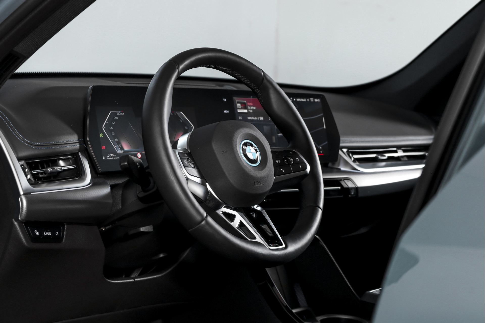 Foto van BMW X1 Xdrive25e