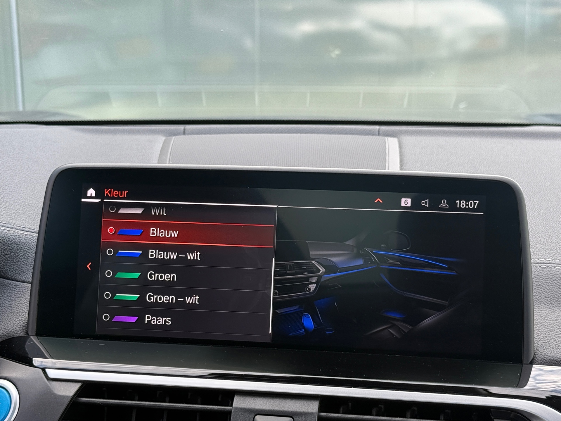 Foto van BMW Ix3