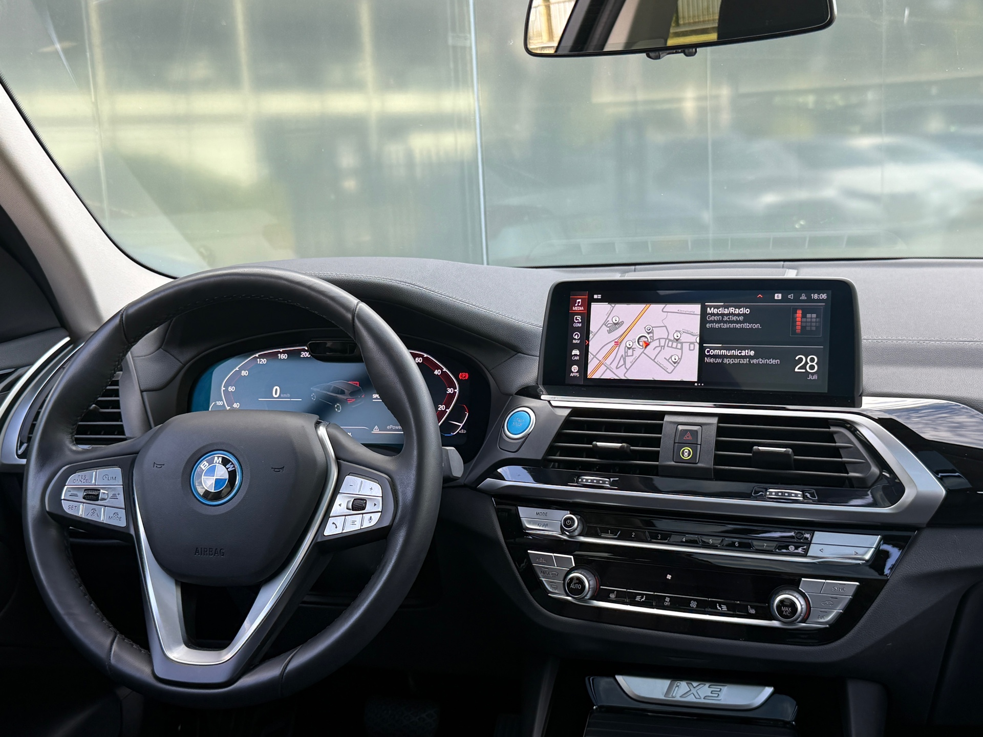 Foto van BMW Ix3