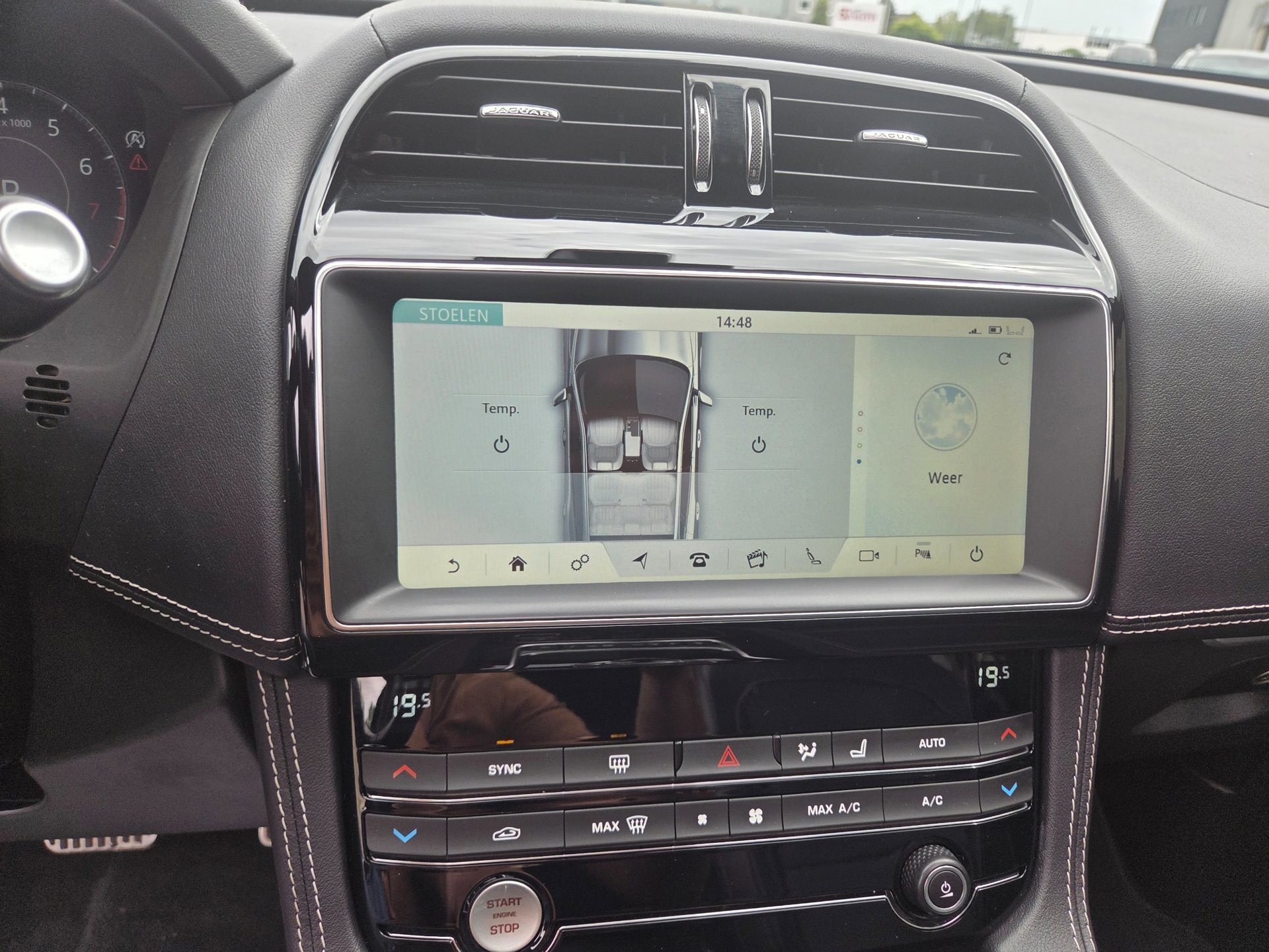Foto van Jaguar Jaguar F-pace
