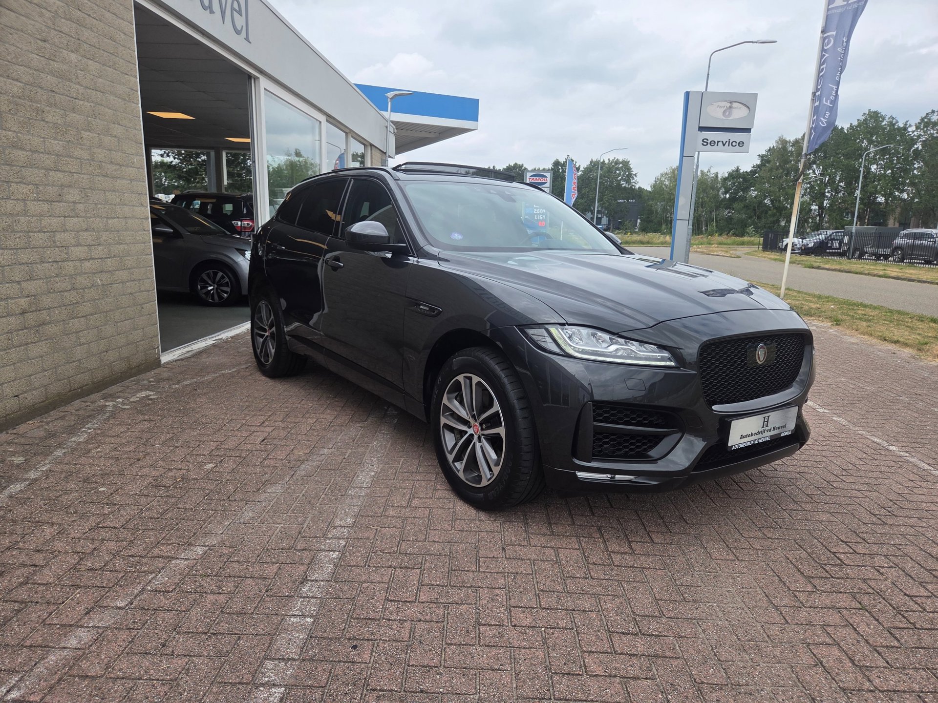 Foto van Jaguar Jaguar F-pace