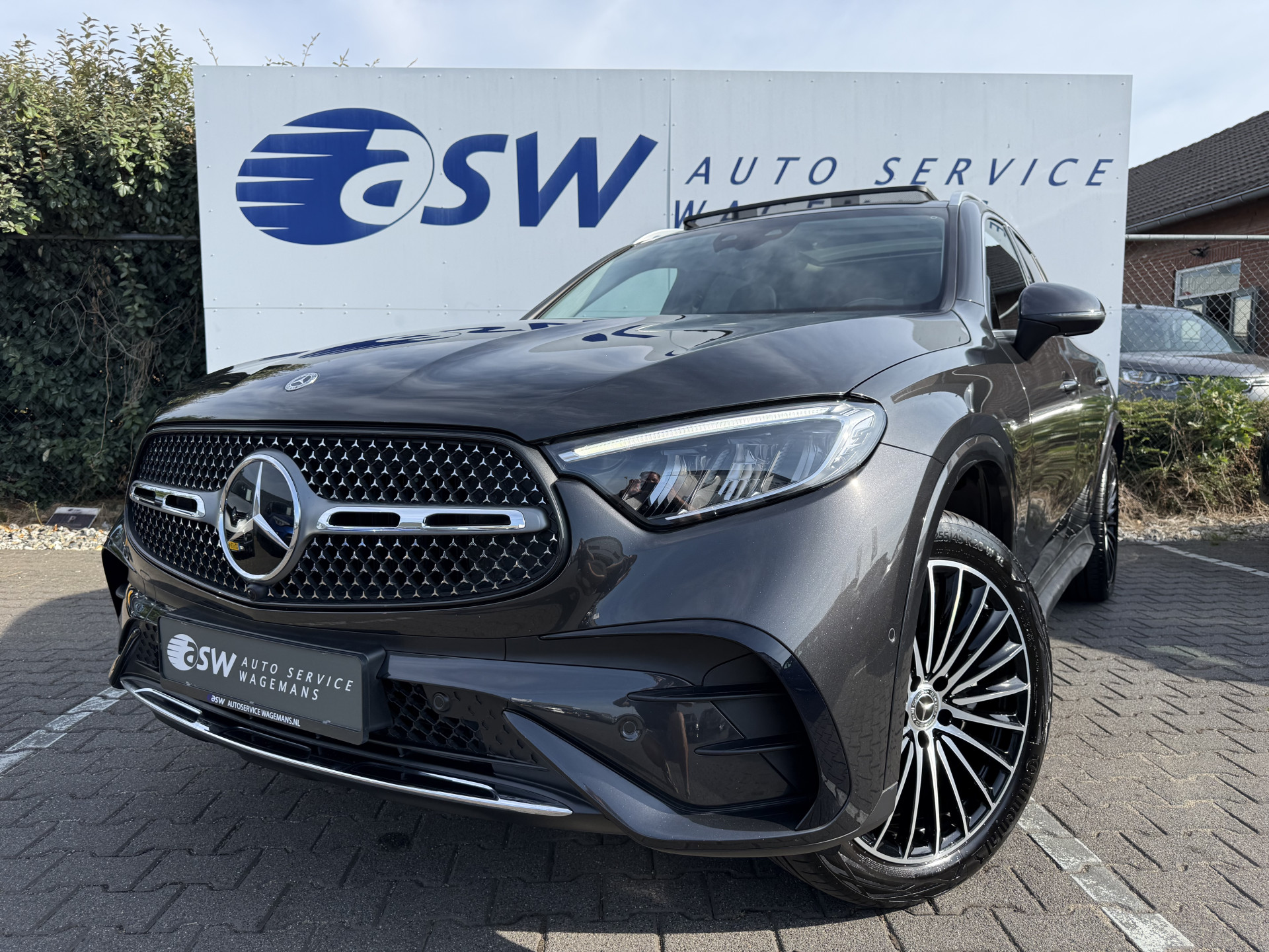 Foto van Mercedes-Benz GLC 300 E 4Matic