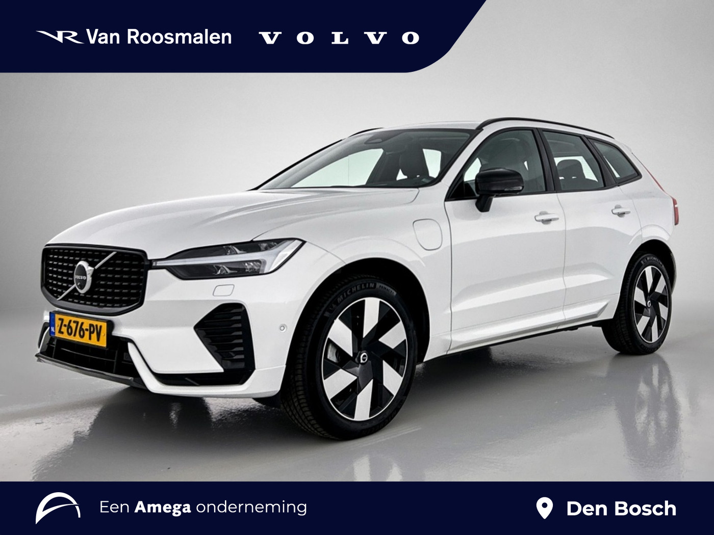 Volvo Xc60 2.0 T6 AWD Ultimate Dark | Panorama dak | Trekhaak | 2024 - voorkant