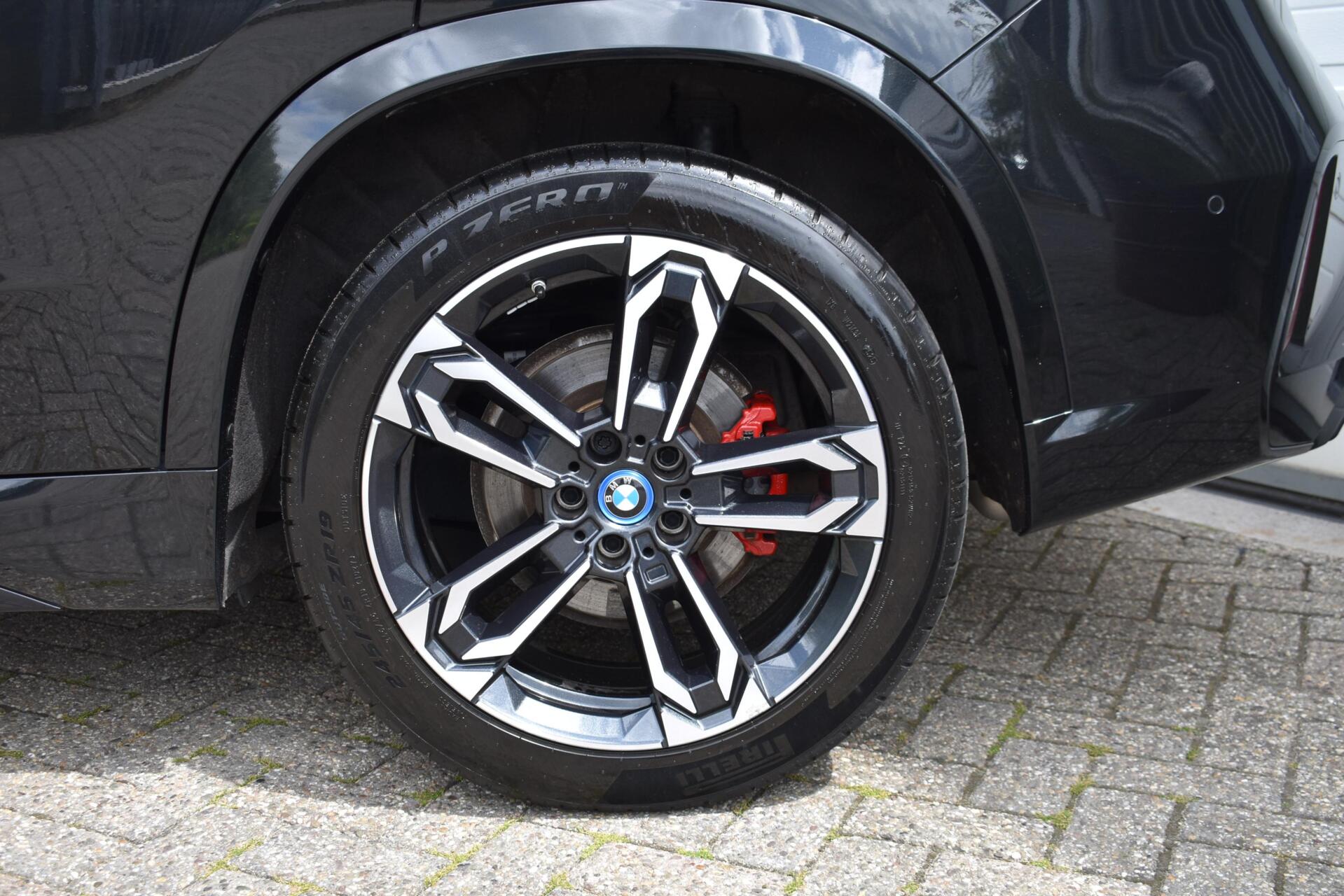 Foto van BMW X1 Xdrive25e