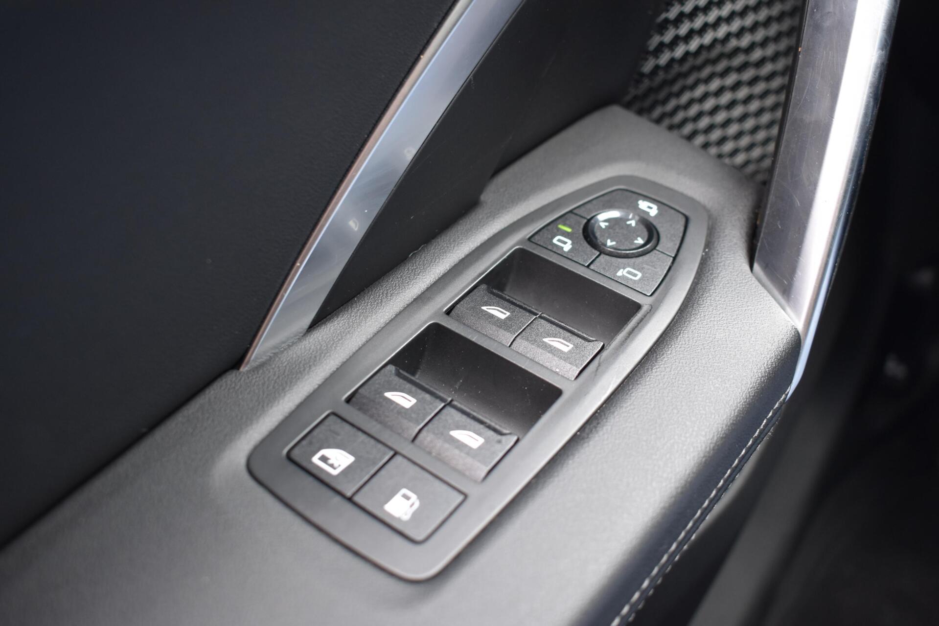 Foto van BMW X1 Xdrive25e