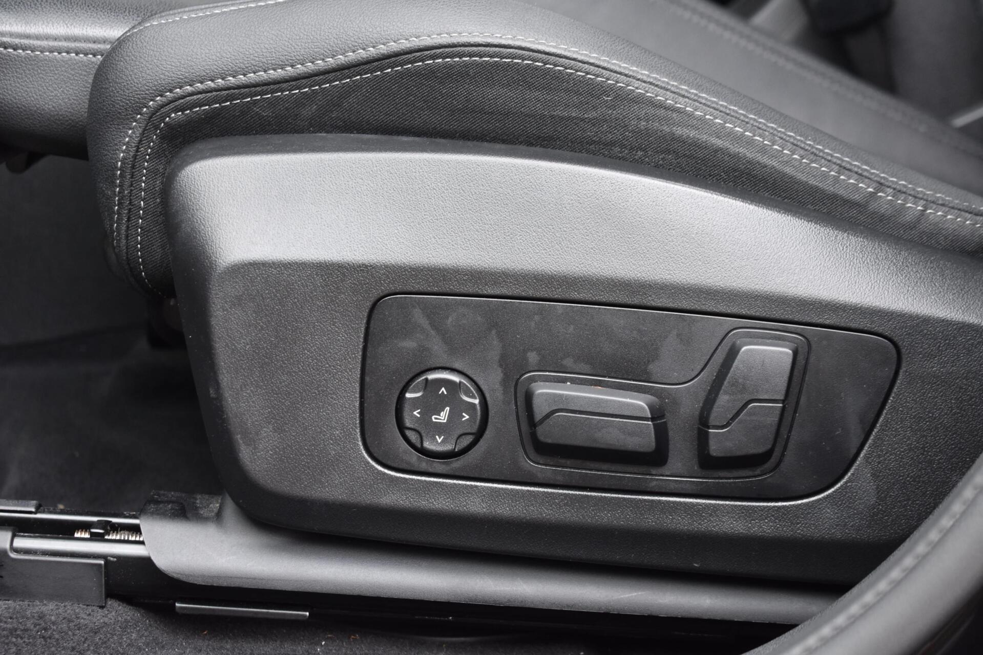 Foto van BMW X1 Xdrive25e