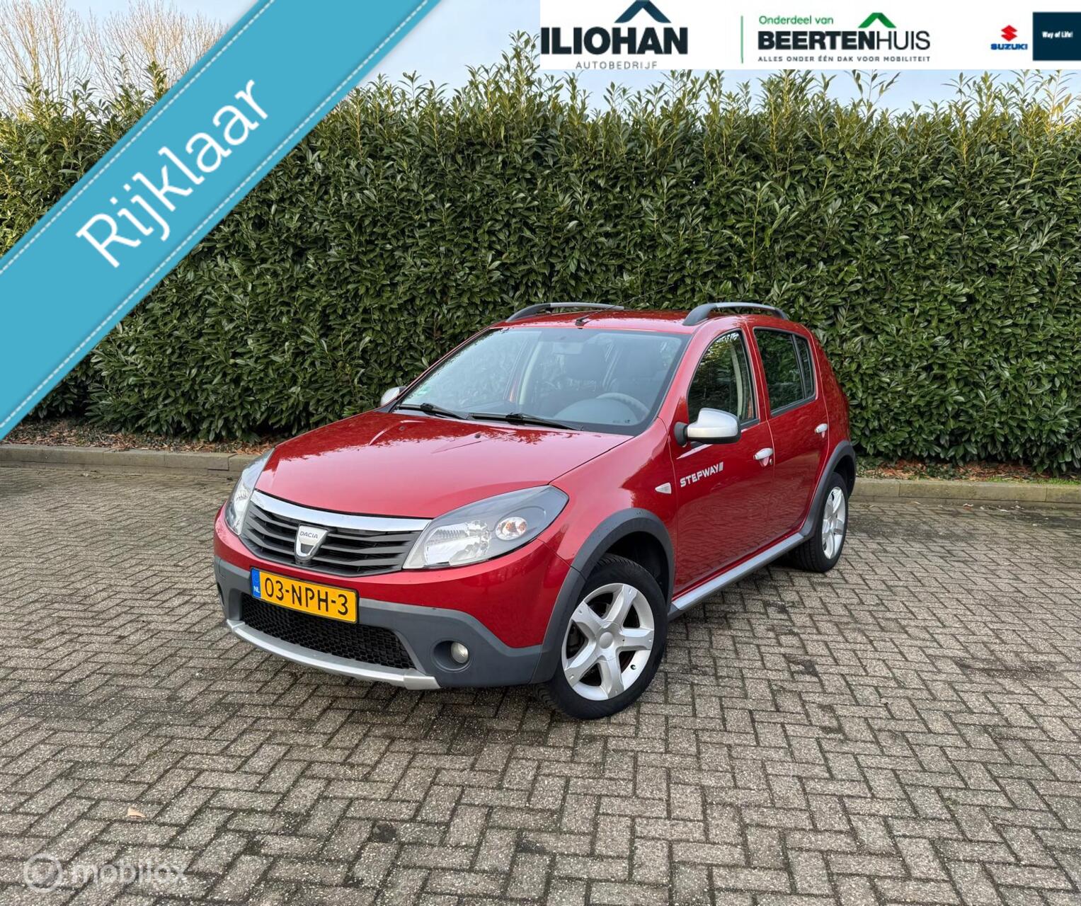 Dacia Sandero 1.6 Stepway 2010 - voorkant