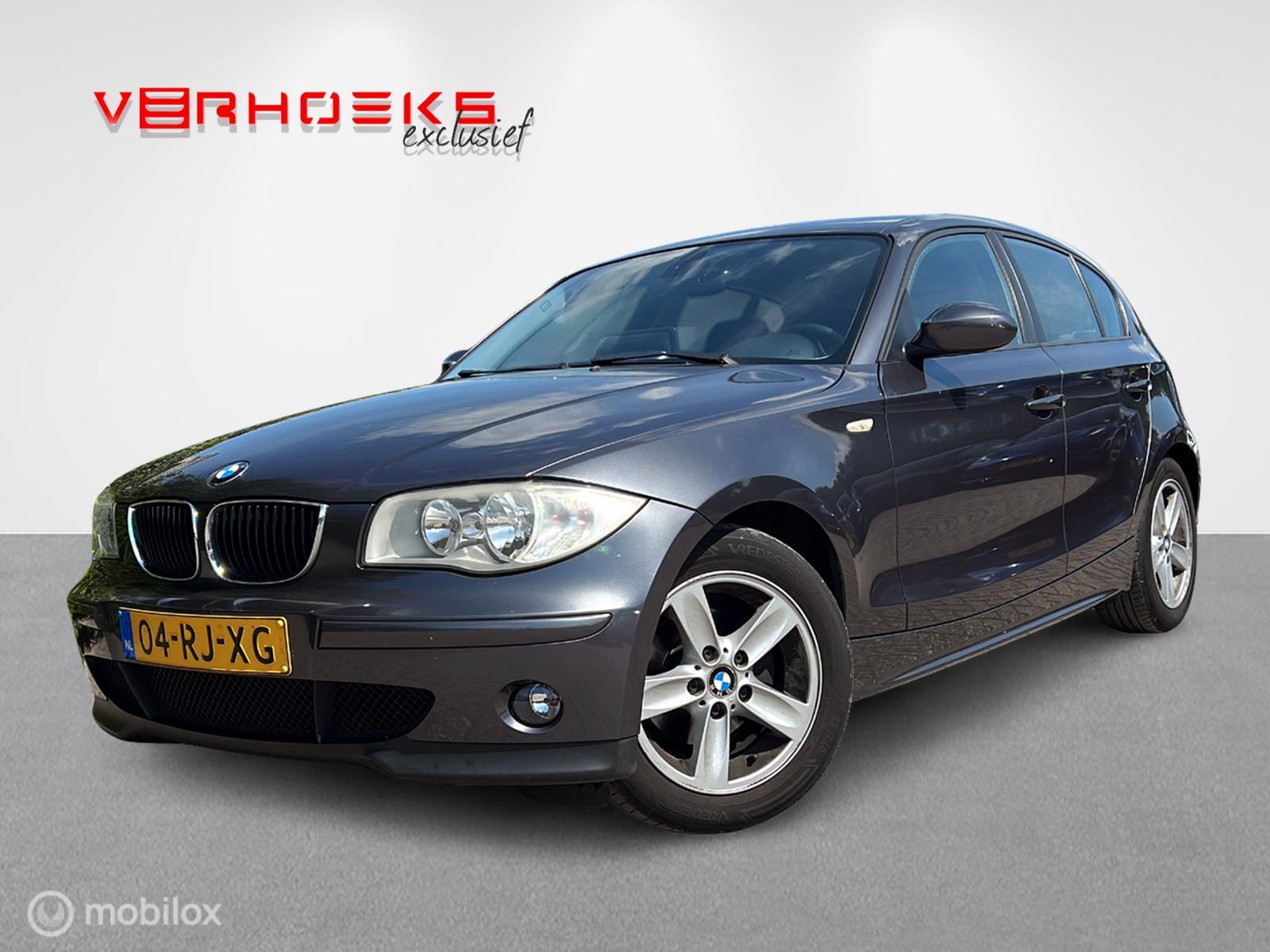 BMW 1er Reihe 118i High Executive Aut.  115dkm!! Carplay!! 2005 - voorkant
