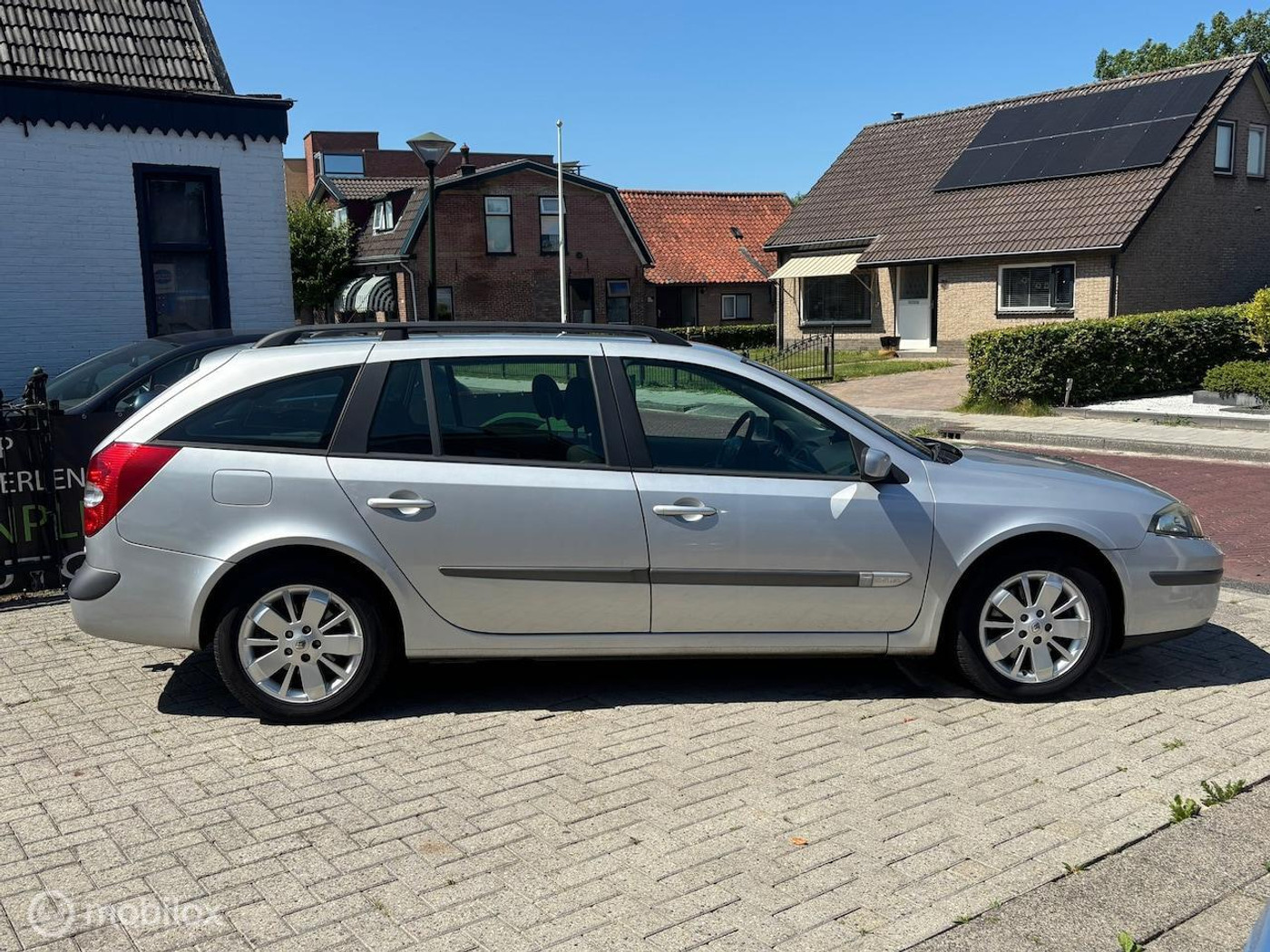 Foto van Renault Laguna Grand Tour