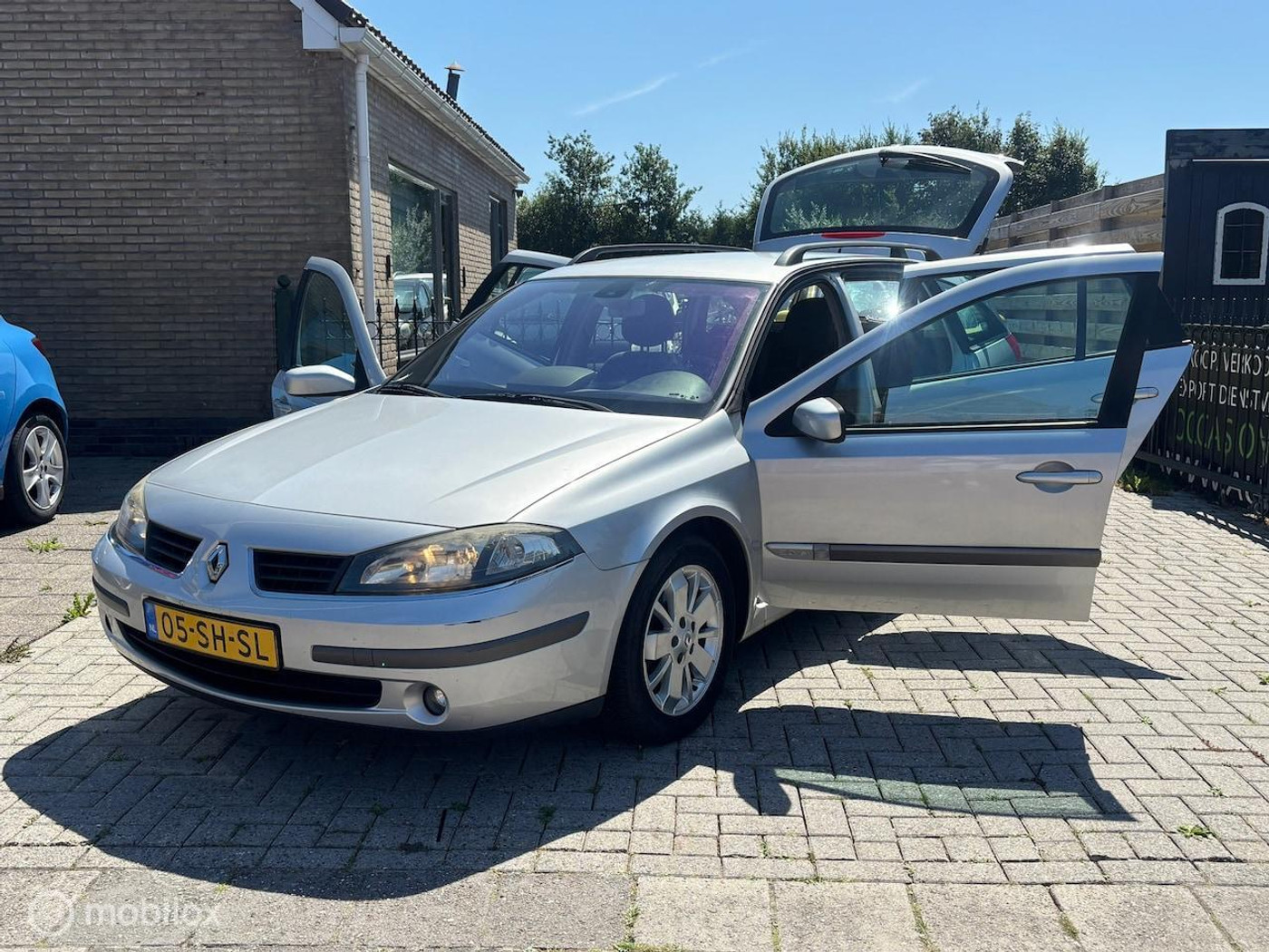 Foto van Renault Laguna Grand Tour