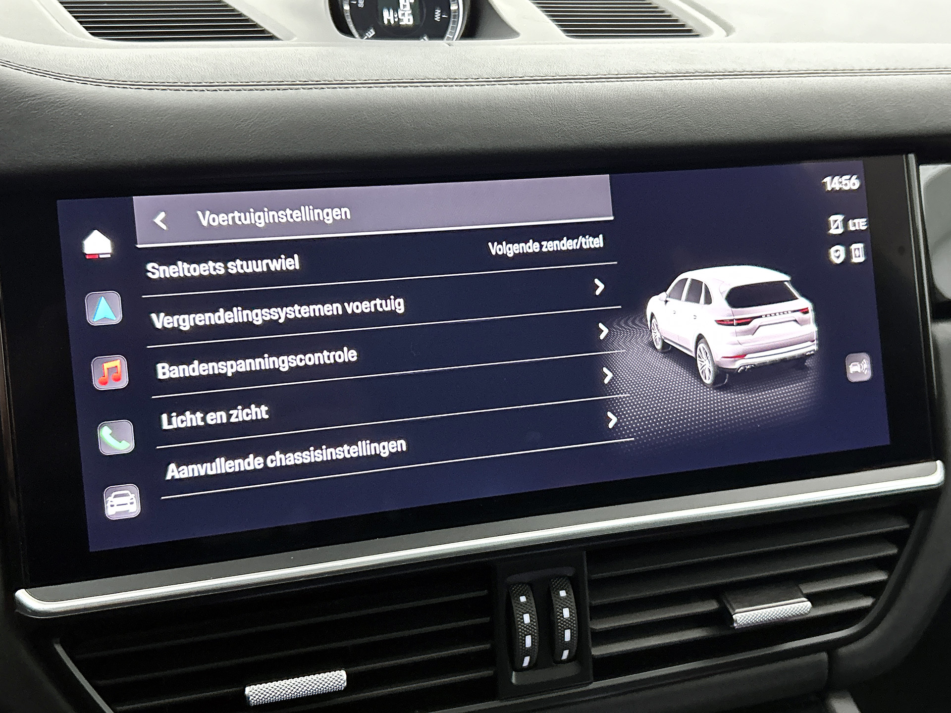 Foto van Porsche Cayenne Turbo S E-hybrid