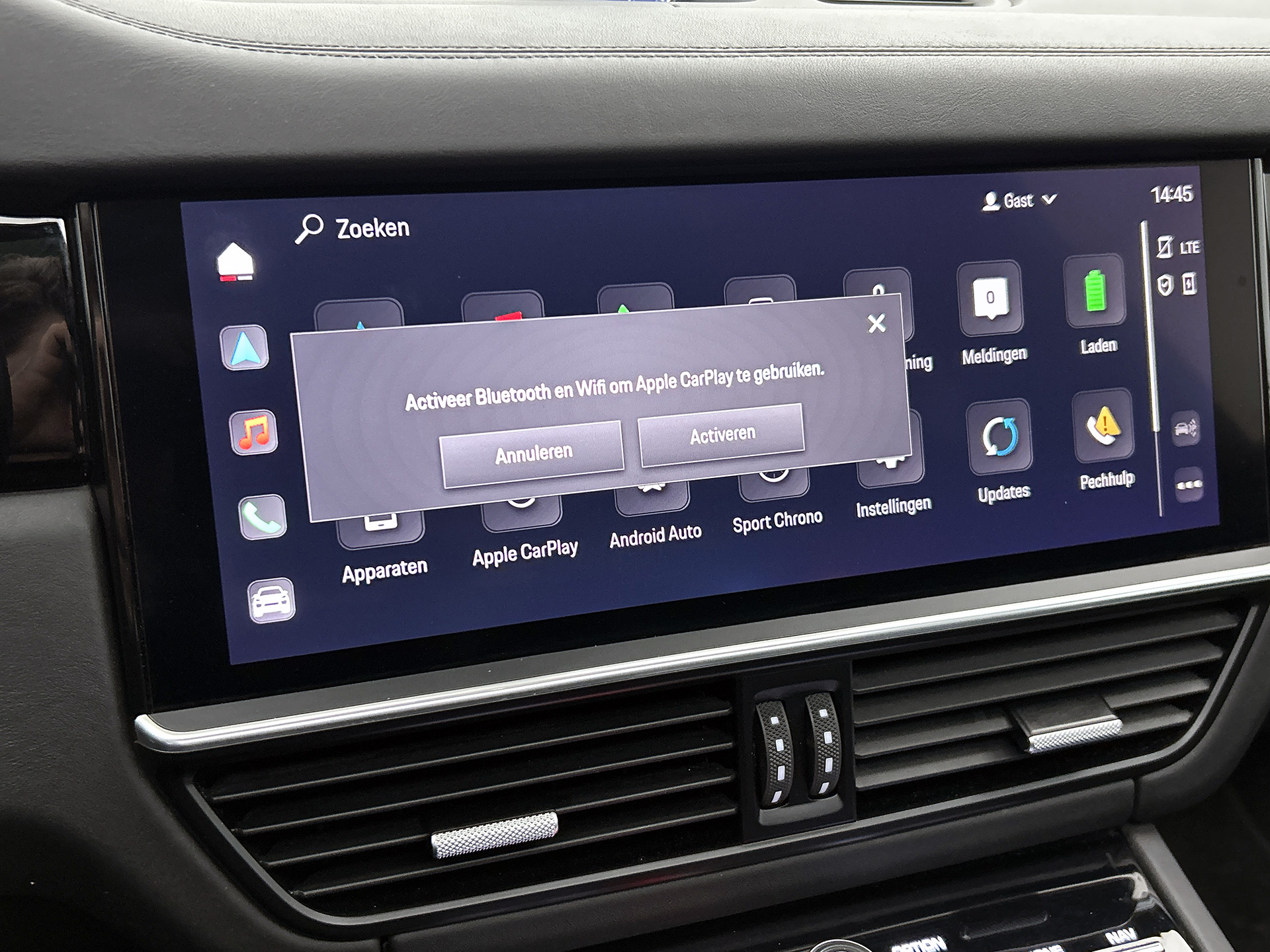 Foto van Porsche Cayenne Turbo S E-hybrid