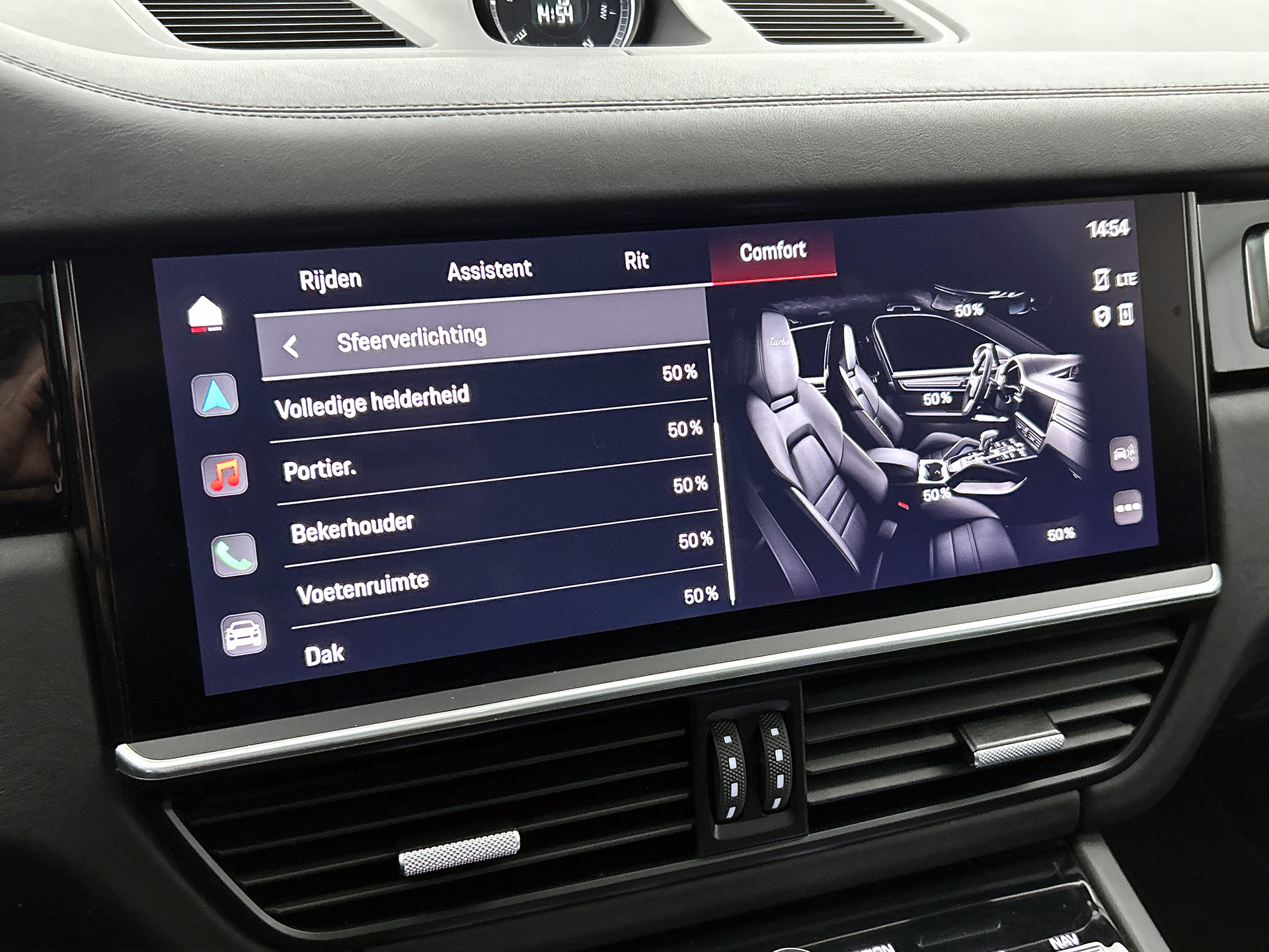 Foto van Porsche Cayenne Turbo S E-hybrid