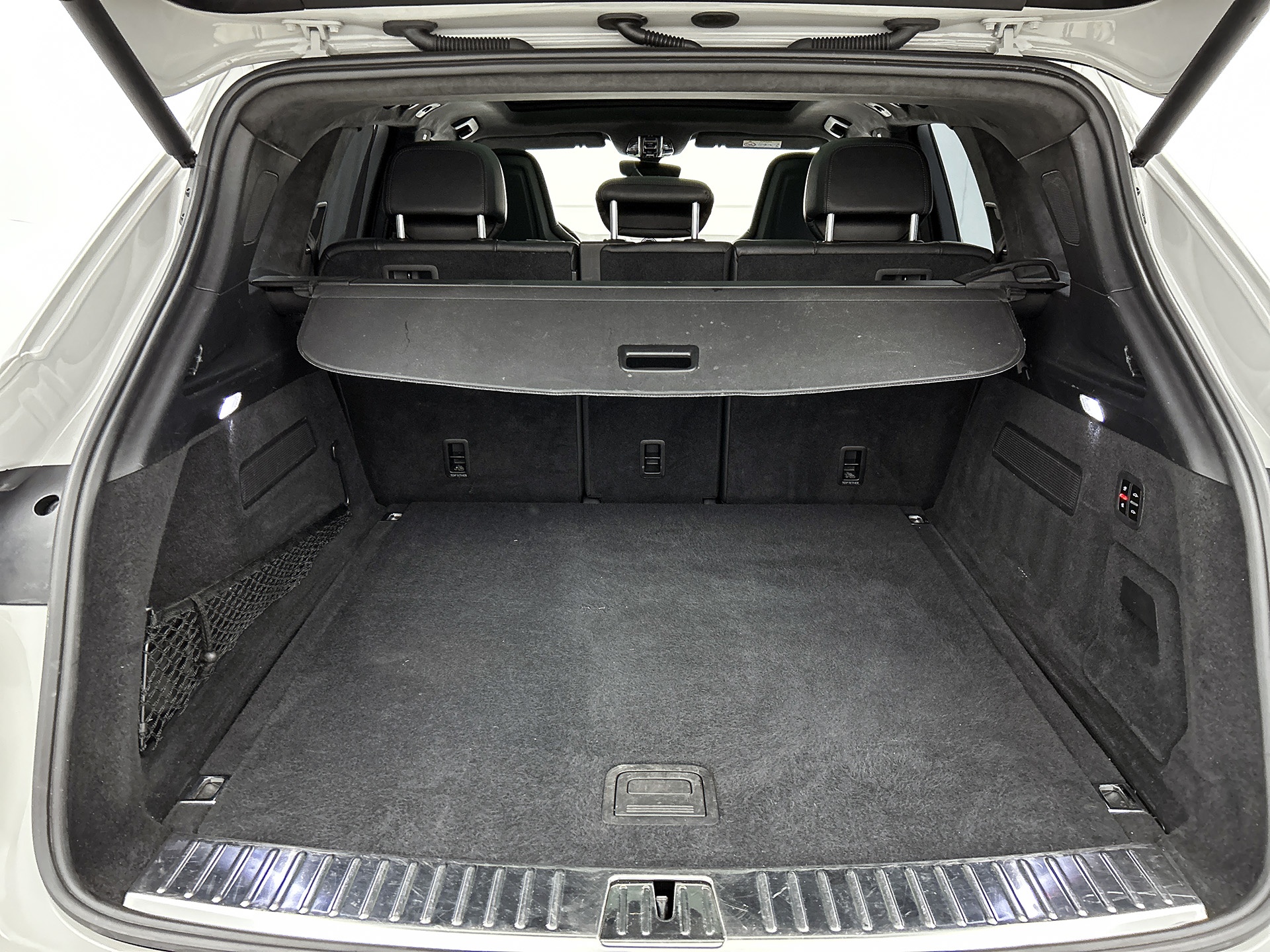 Foto van Porsche Cayenne Turbo S E-hybrid