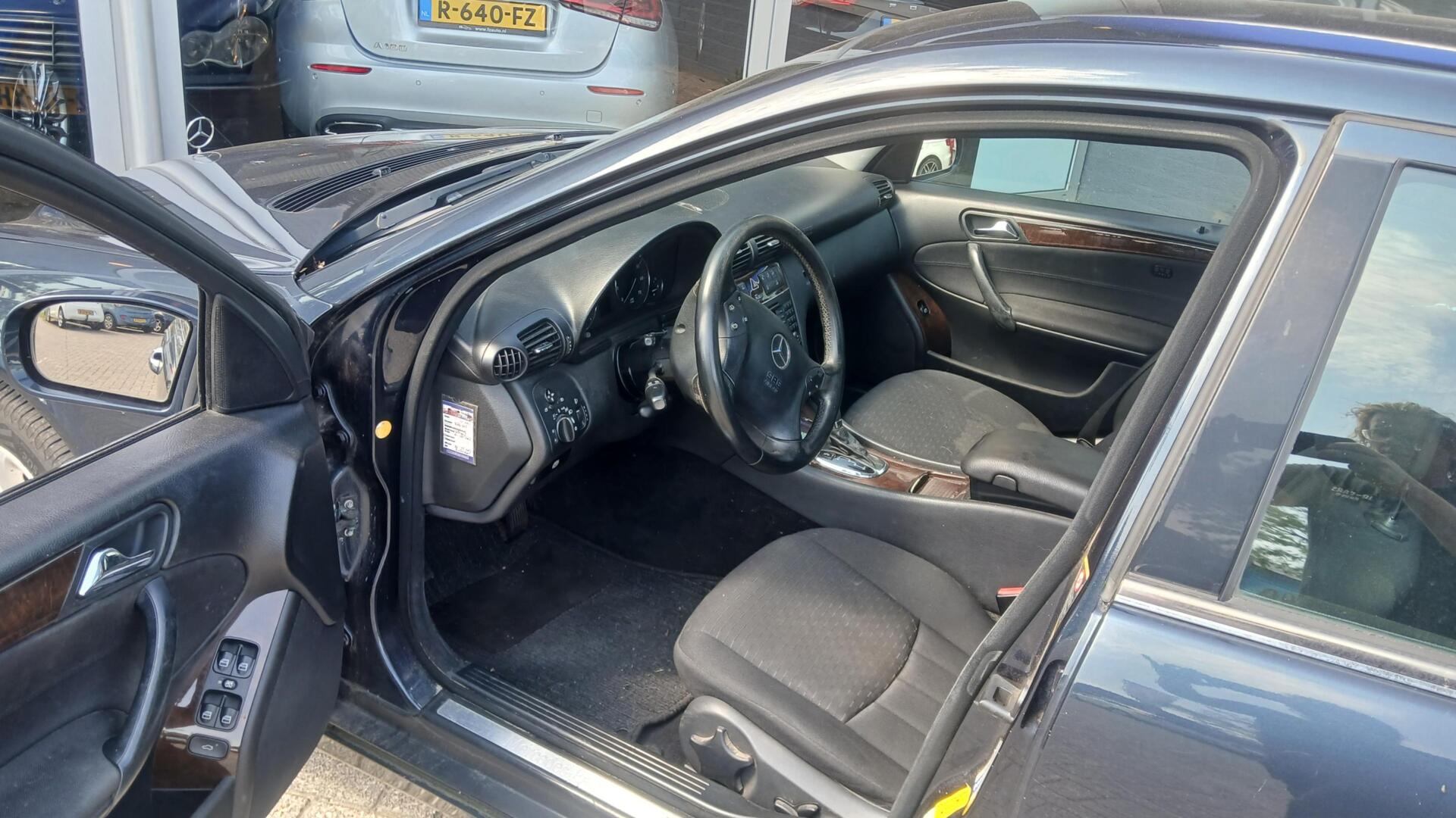 Foto van Mercedes-Benz C 200 Kompressor