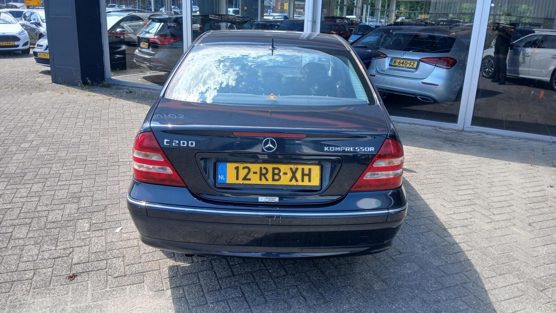 Foto van Mercedes-Benz C 200 Kompressor