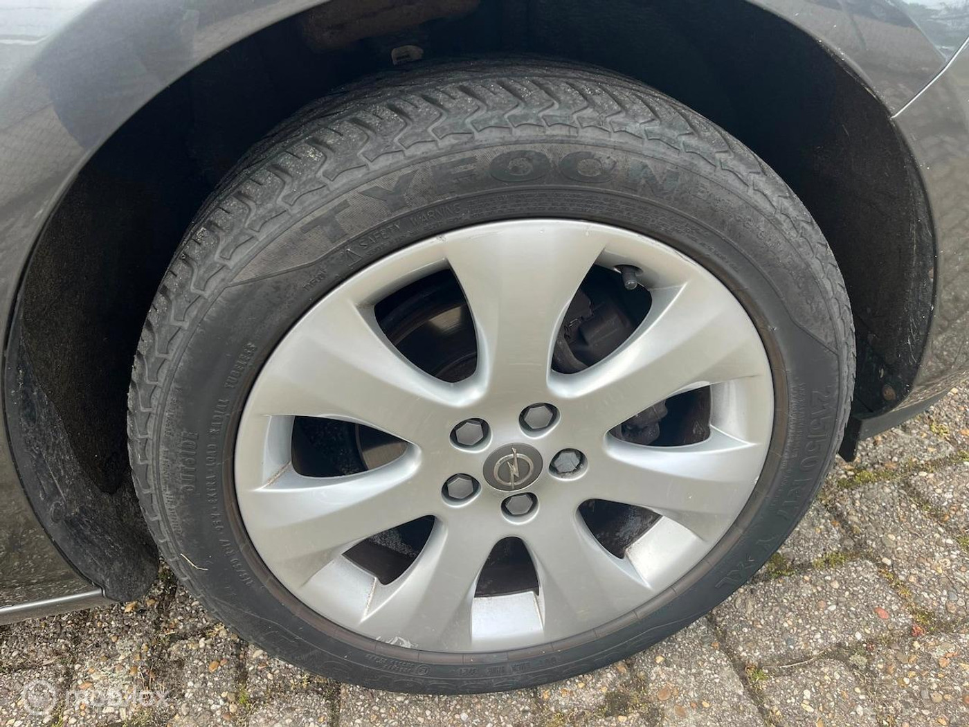 Foto van Opel Astra Sports Tourer