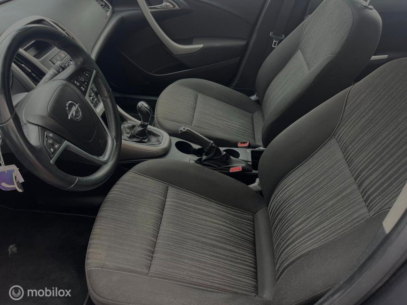 Foto van Opel Astra Sports Tourer