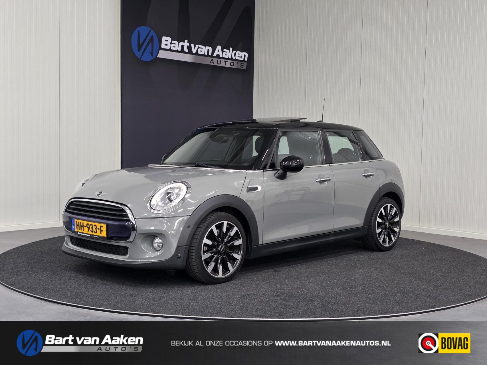 Mini Cooper 1.5 Cooper Business Panoramadak LED Navigatie 2015 - voorkant