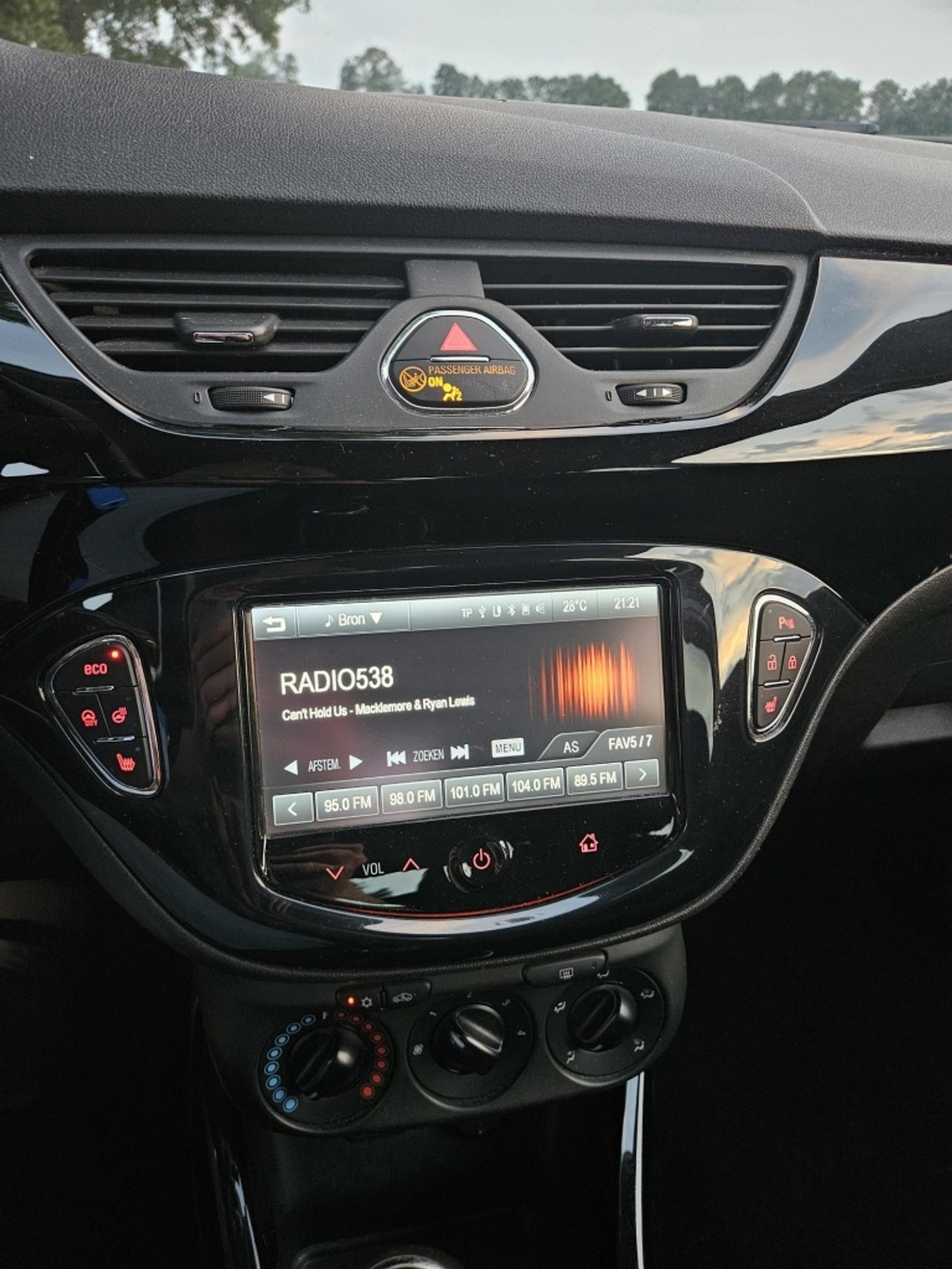 Foto van Opel Corsa-e