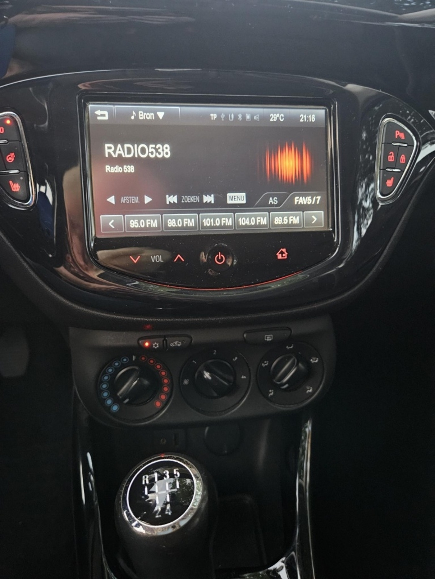Foto van Opel Corsa-e