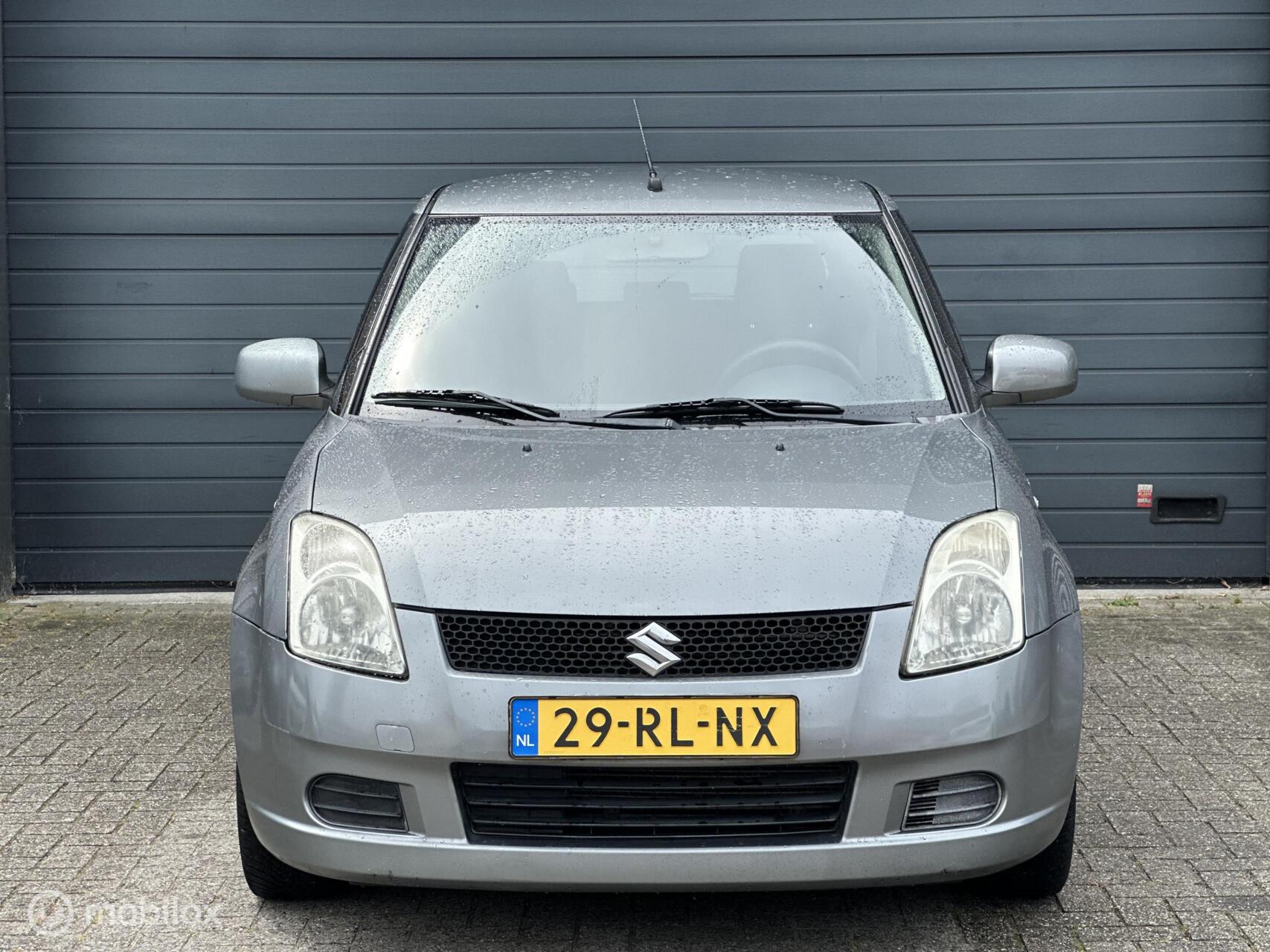 Foto van Suzuki Swift