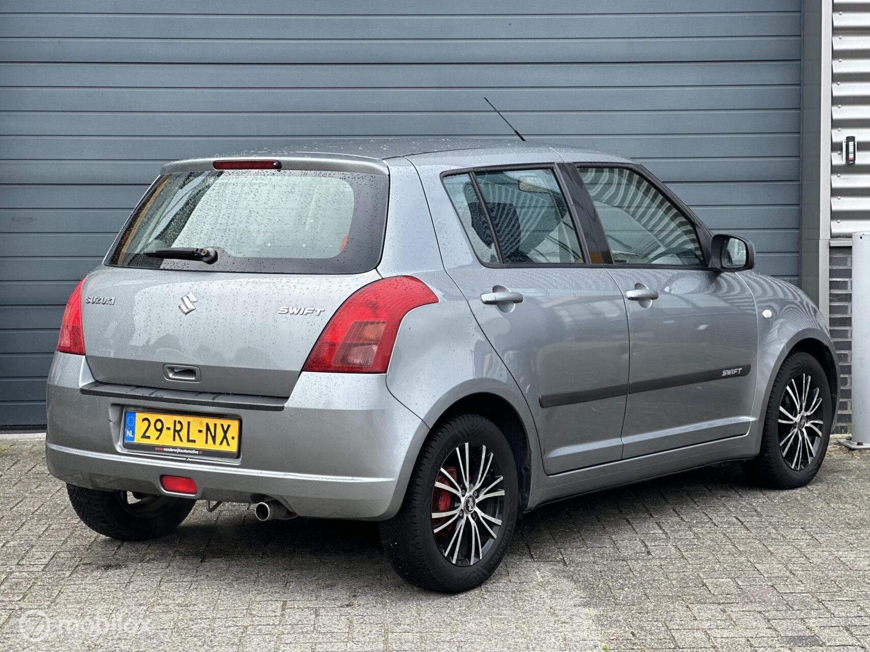 Foto van Suzuki Swift