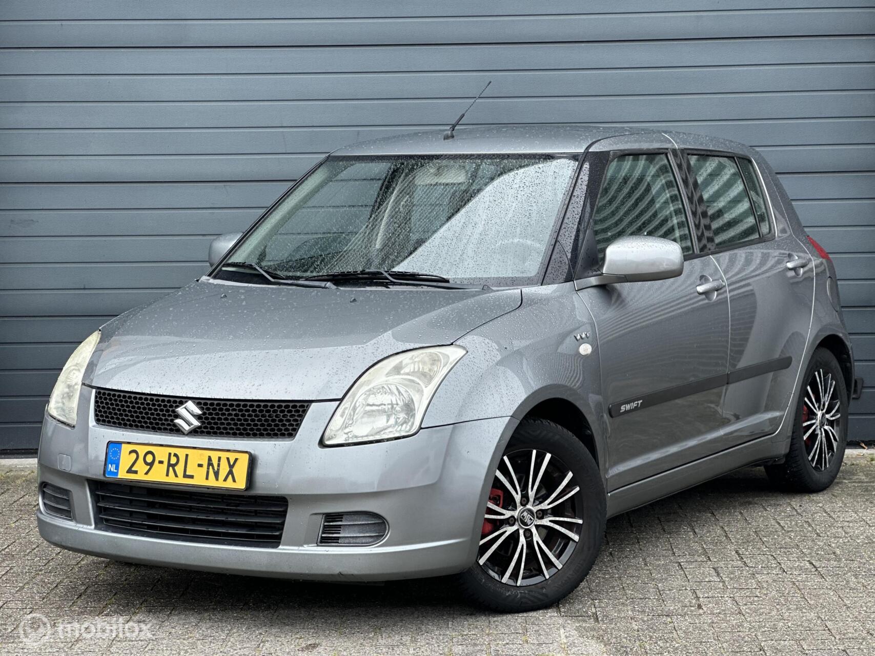 Suzuki Swift 1.5 GLS 102PK  | Airco | Nieuwe APK | 2005 - voorkant