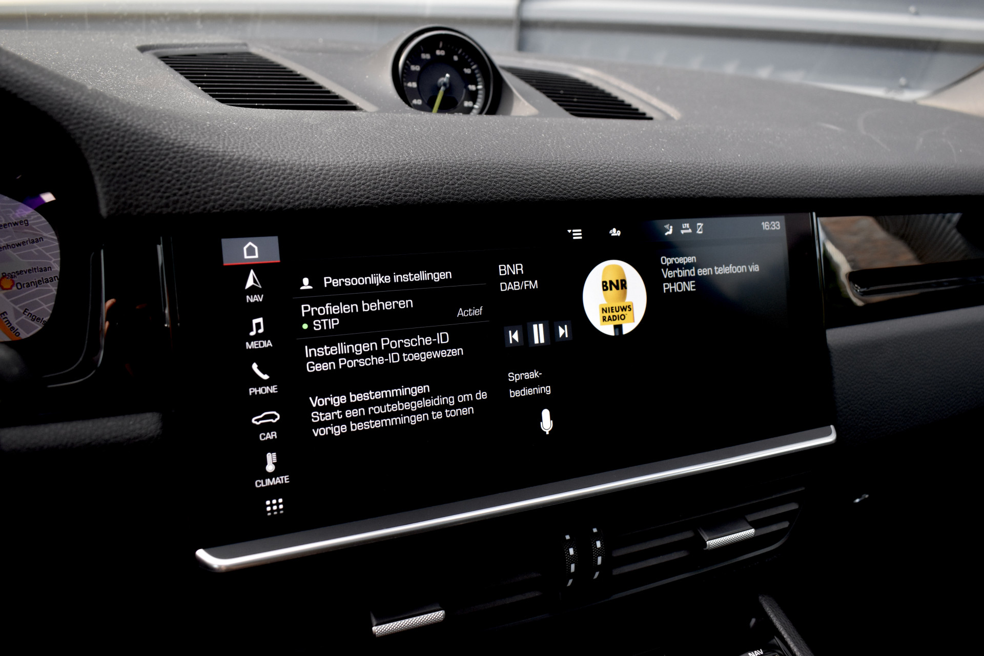 Foto van Porsche Cayenne E-hybrid