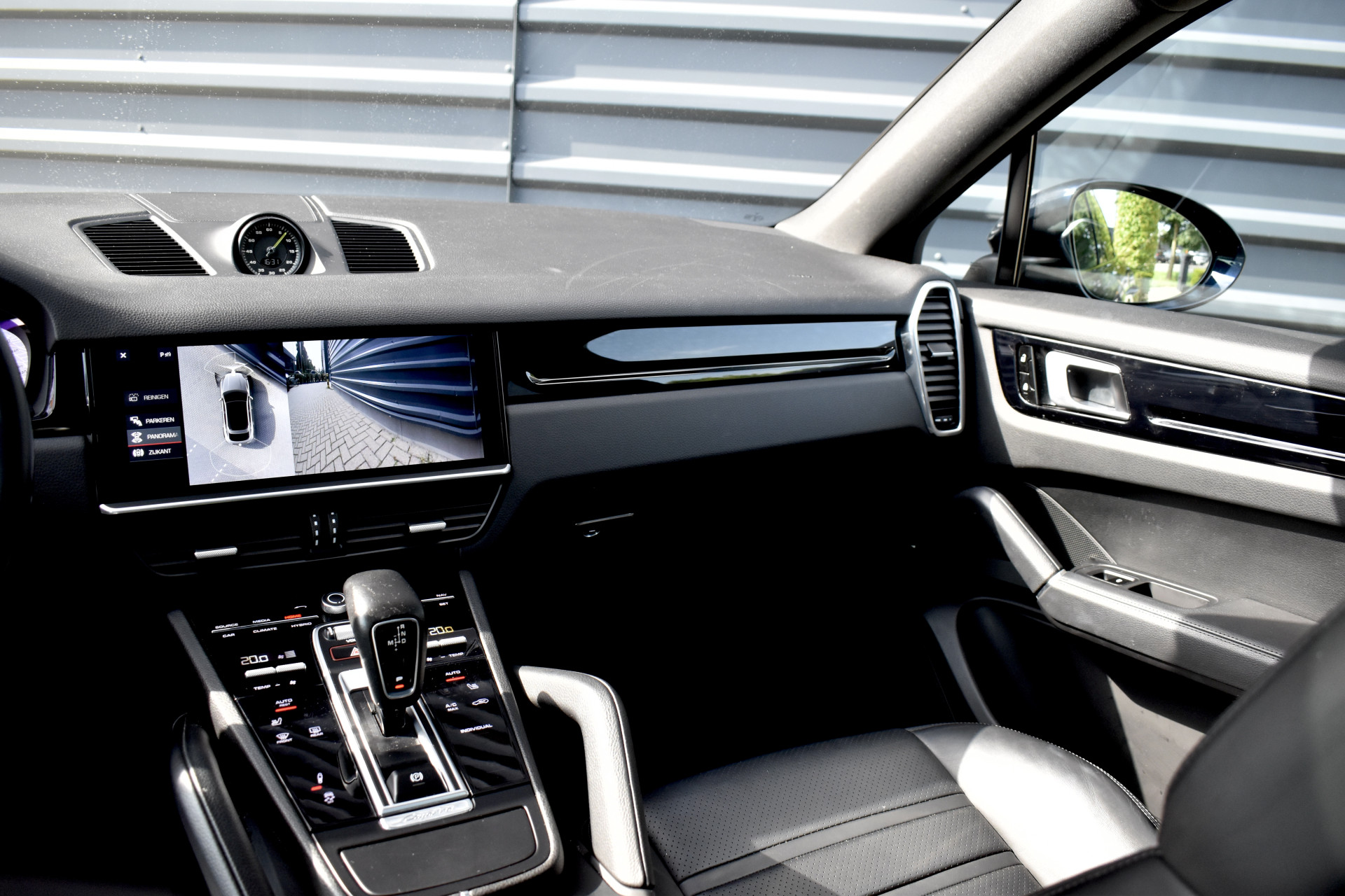 Foto van Porsche Cayenne E-hybrid