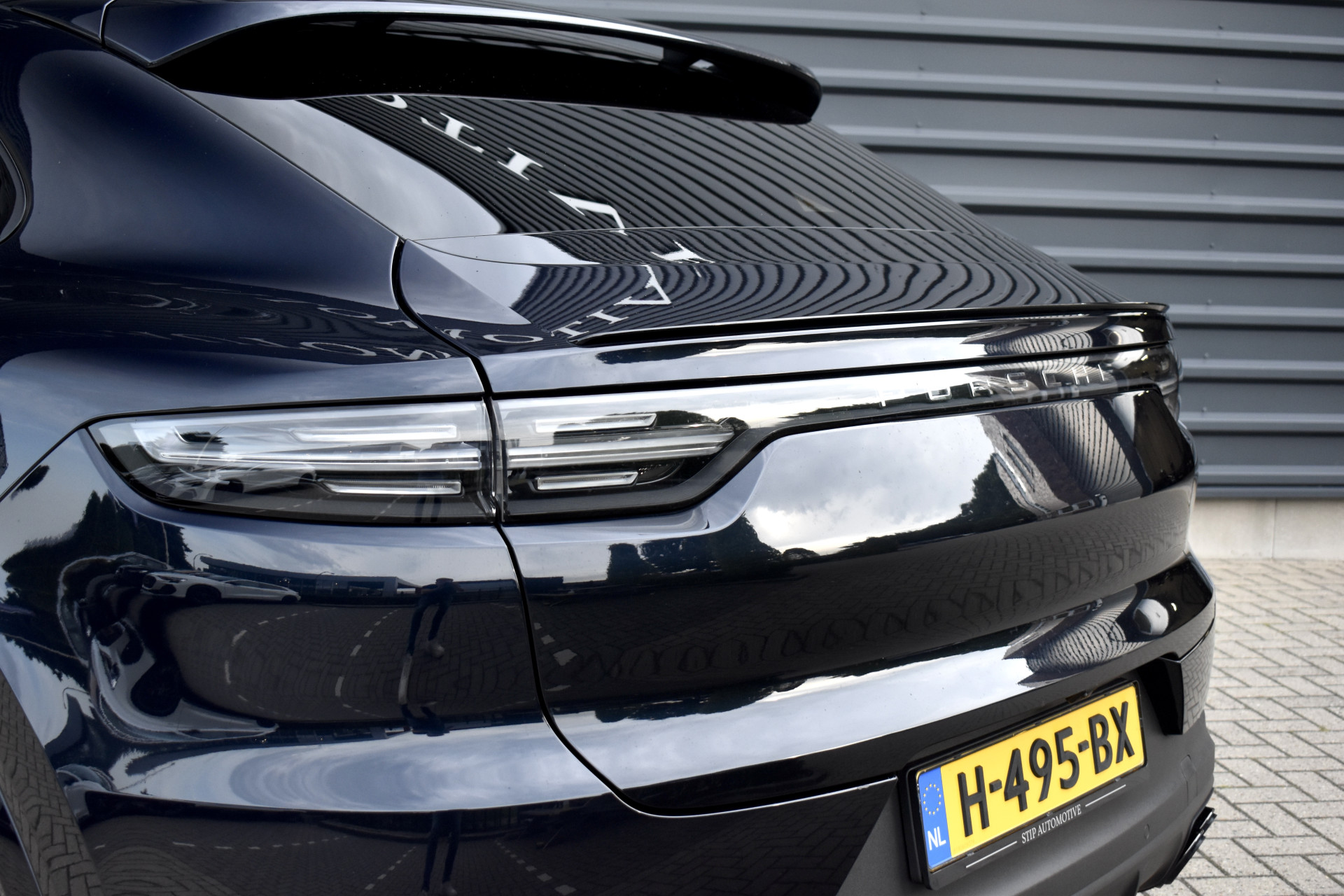 Foto van Porsche Cayenne E-hybrid
